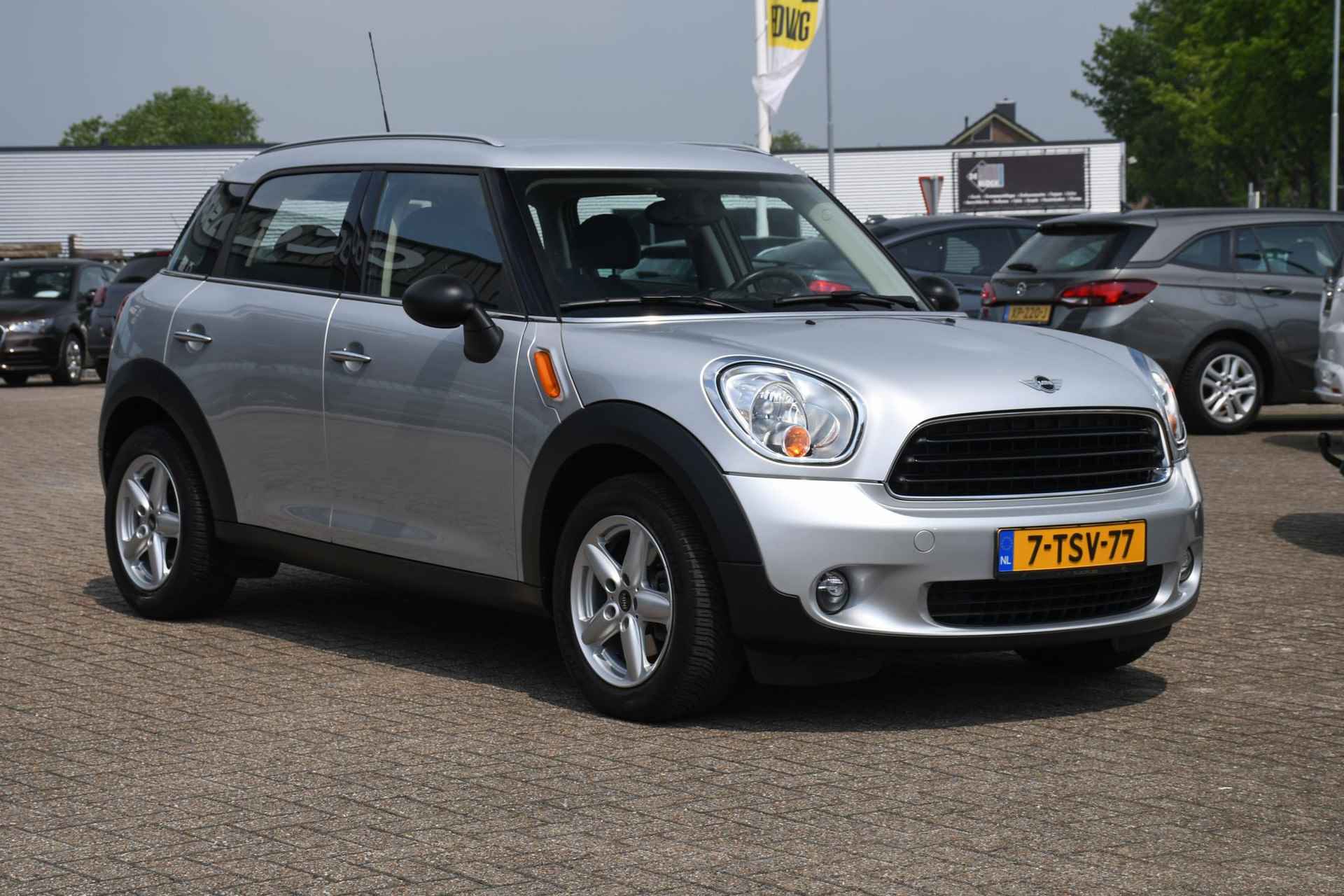 Mini Mini Countryman 1.6 One Business Line NAVIGATIE/ LM 16/ PDC - 3/28