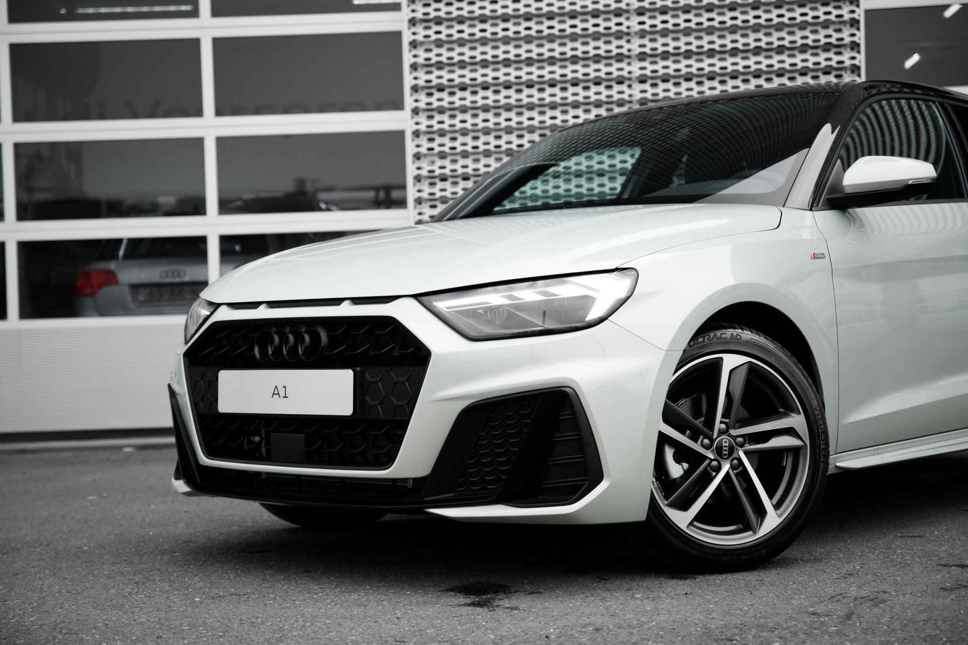 Audi A1 Sportback 30 TFSI S edition - 19/43