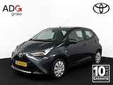 Toyota Aygo 1.0 VVT-i x-play | Apple Carplay/Android Auto | Parkeercamera | Airco |