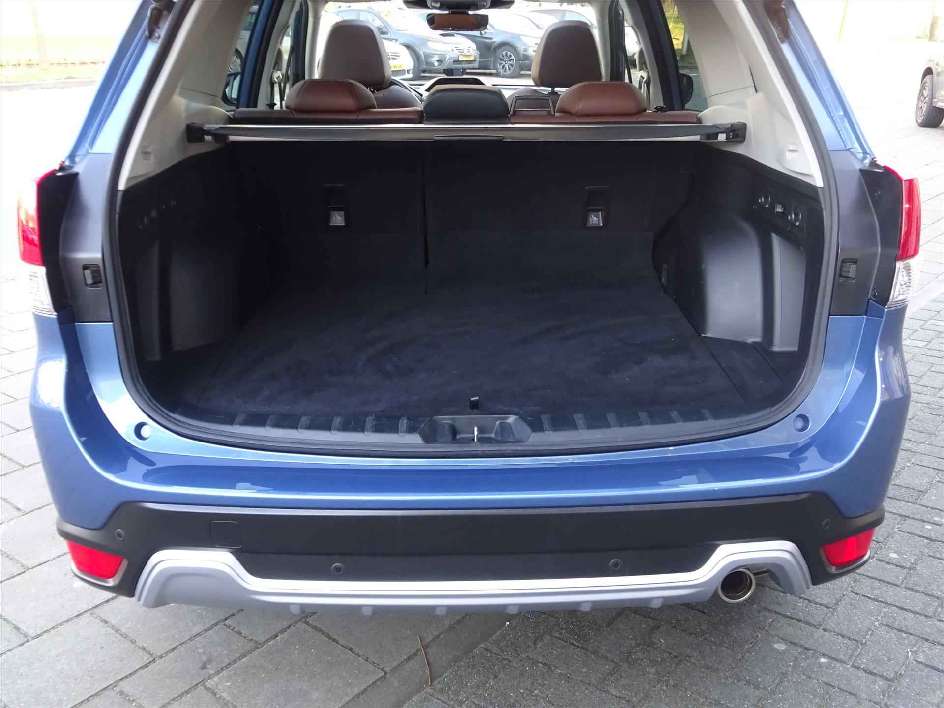 Subaru Forester 2.0i e-BOXER 150pk CVT Premium | Zwart/Bruin Leder | Pano | Navi | SRS | 5 jaar fabrieks garantie. - 13/50