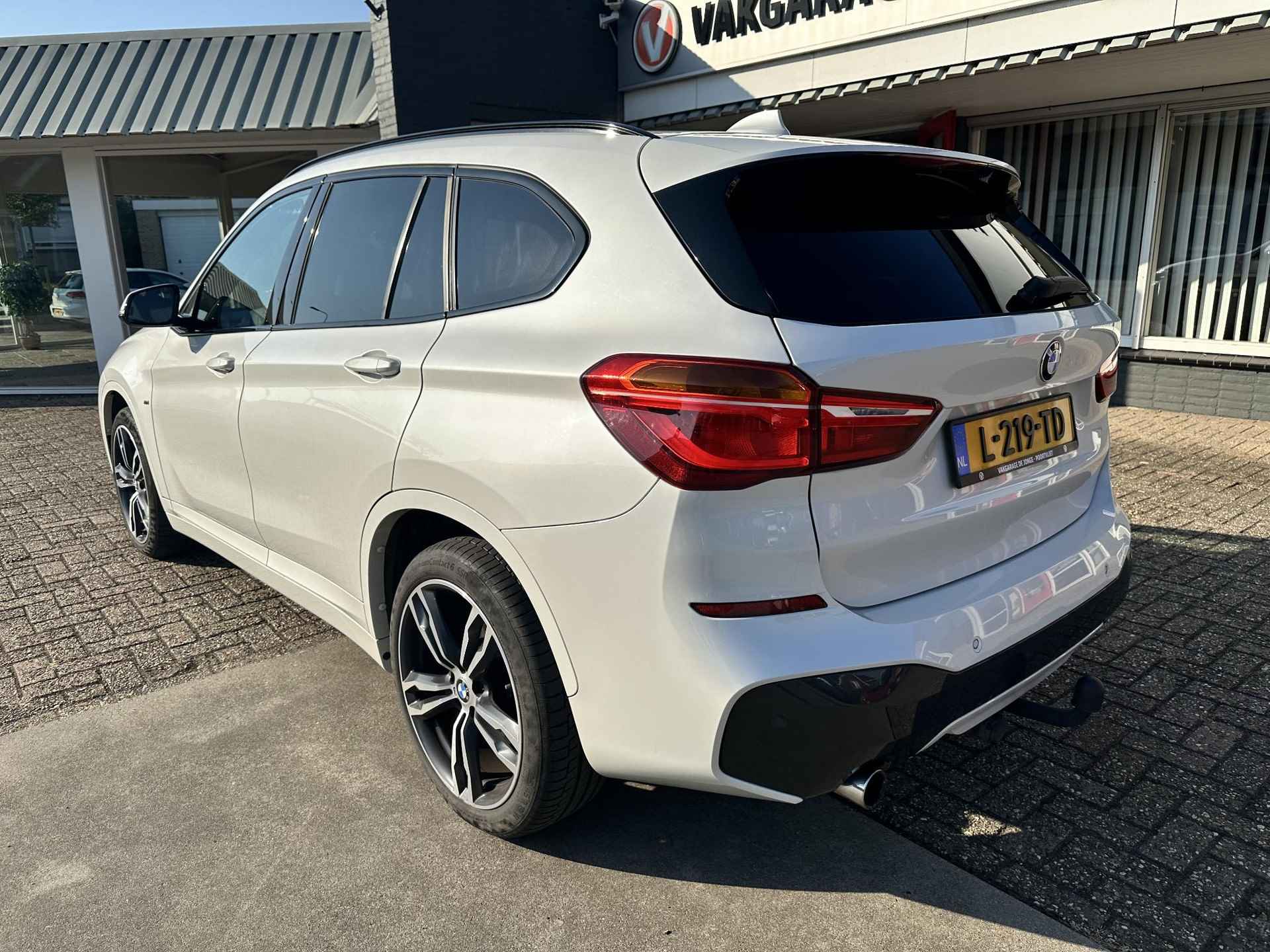 BMW X1 sDrive18d Executive - 3/20