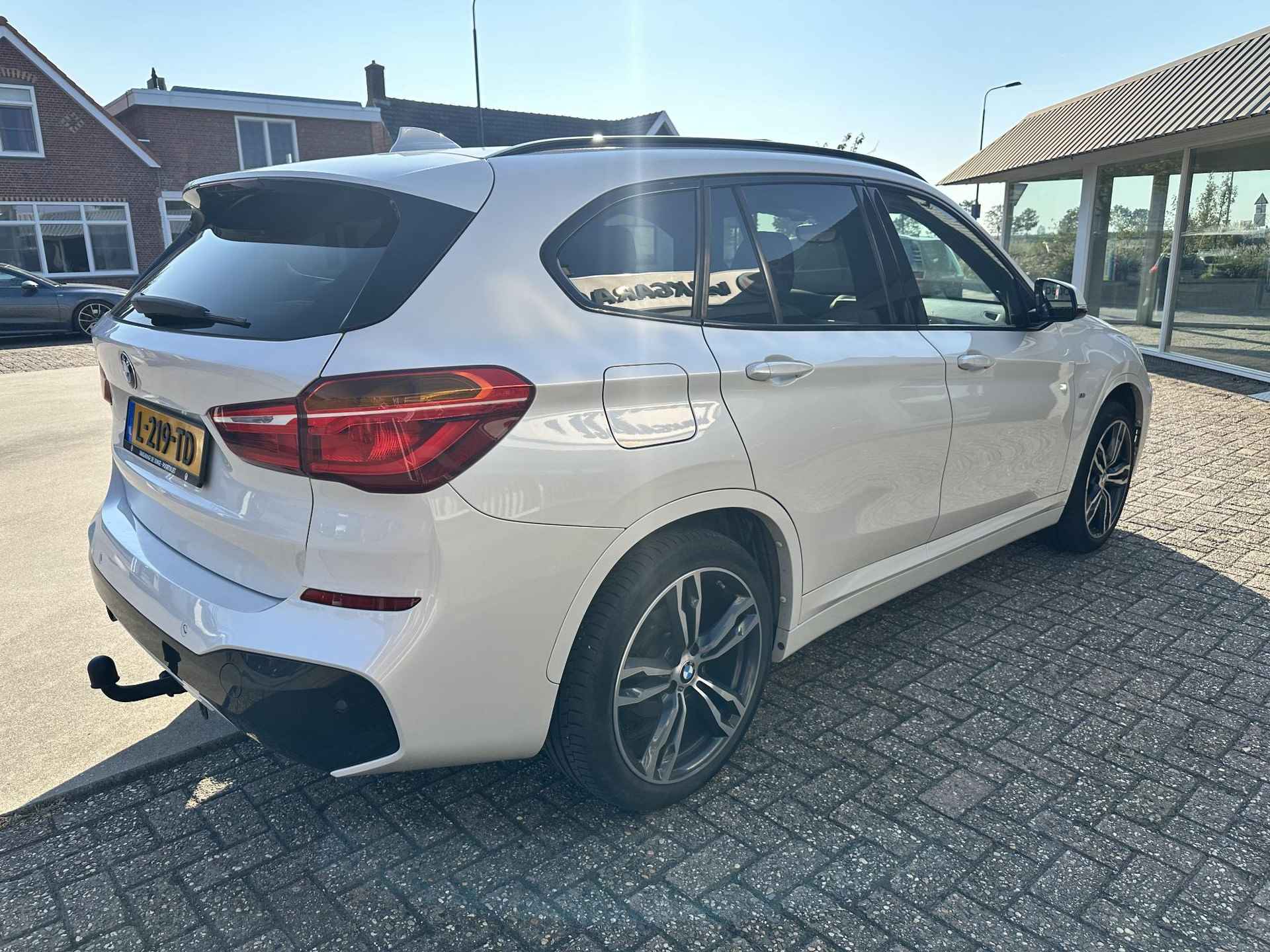 BMW X1 sDrive18d Executive - 5/20