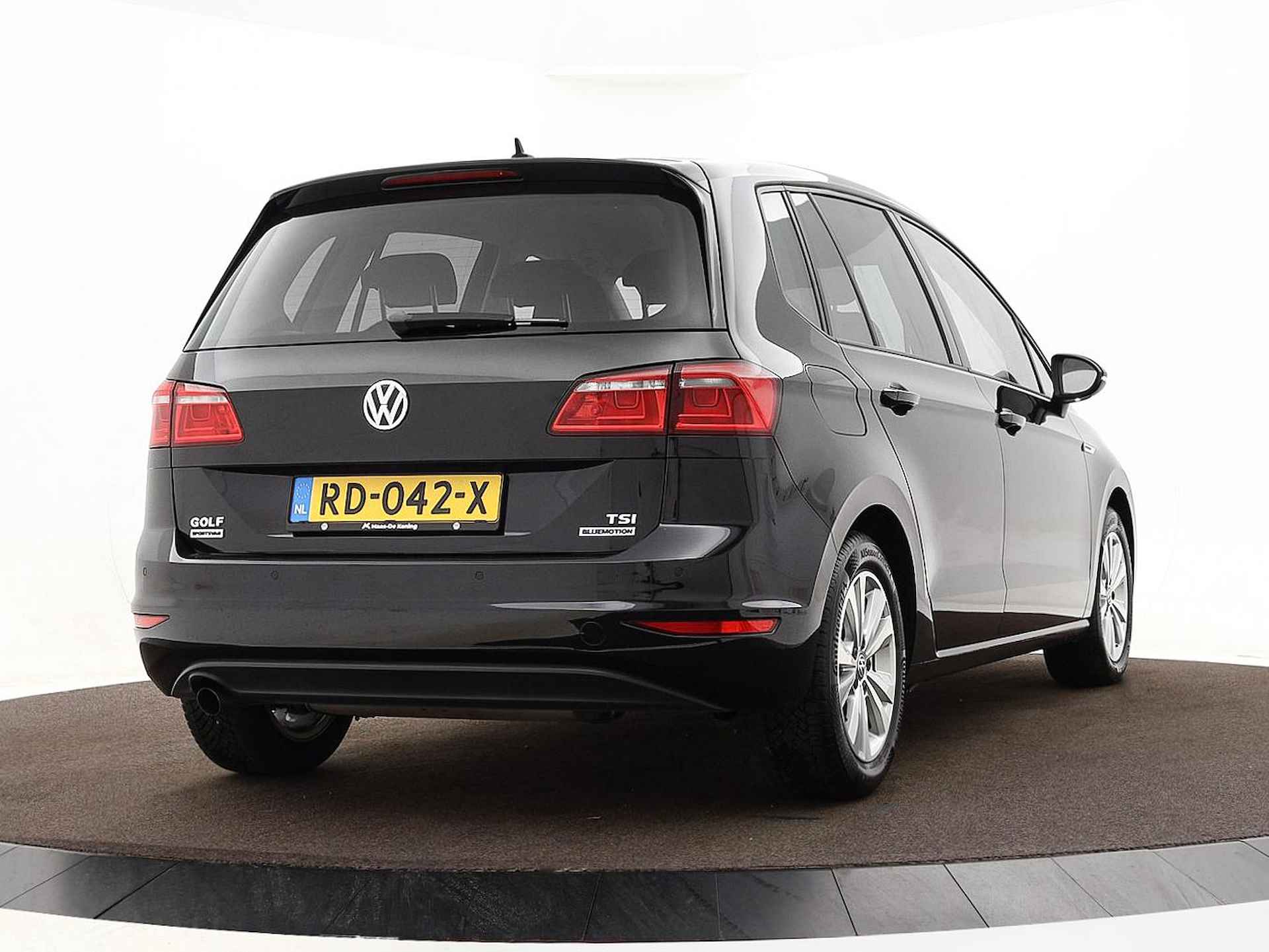 Volkswagen Golf Sportsvan 1.0 Tsi 115pk Comfortline | Climatronic | Cruise Control | App-Connect | Navi | P-Sensoren | Camera | 16'' Inch | 12 Maanden BOVAG-Garantie - 3/27