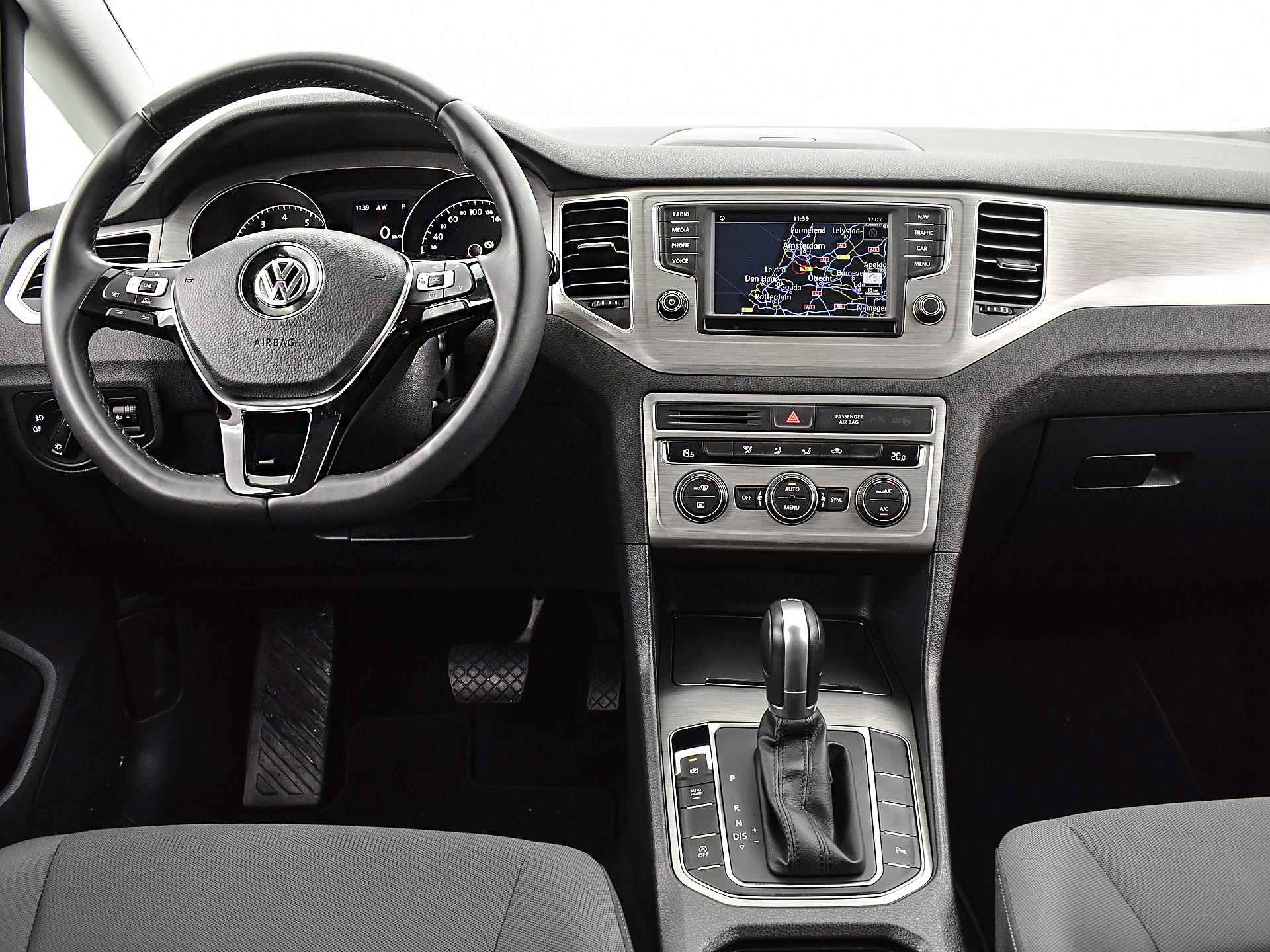 Volkswagen Golf Sportsvan 1.0 Tsi 115pk Comfortline | Climatronic | Cruise Control | App-Connect | Navi | P-Sensoren | Camera | 16'' Inch | 12 Maanden BOVAG-Garantie - 4/27