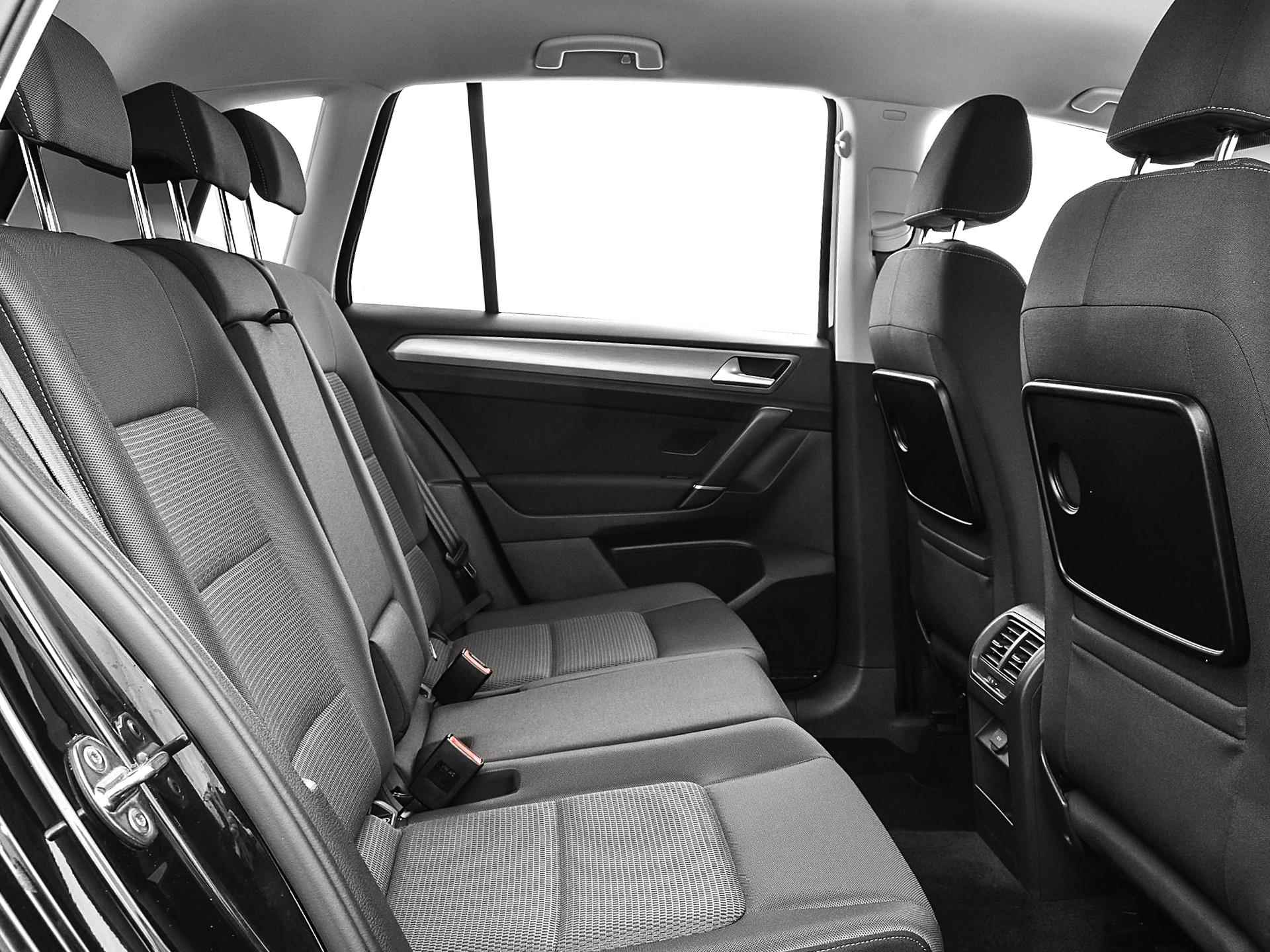 Volkswagen Golf Sportsvan 1.0 Tsi 115pk Comfortline | Climatronic | Cruise Control | App-Connect | Navi | P-Sensoren | Camera | 16'' Inch | 12 Maanden BOVAG-Garantie - 10/27
