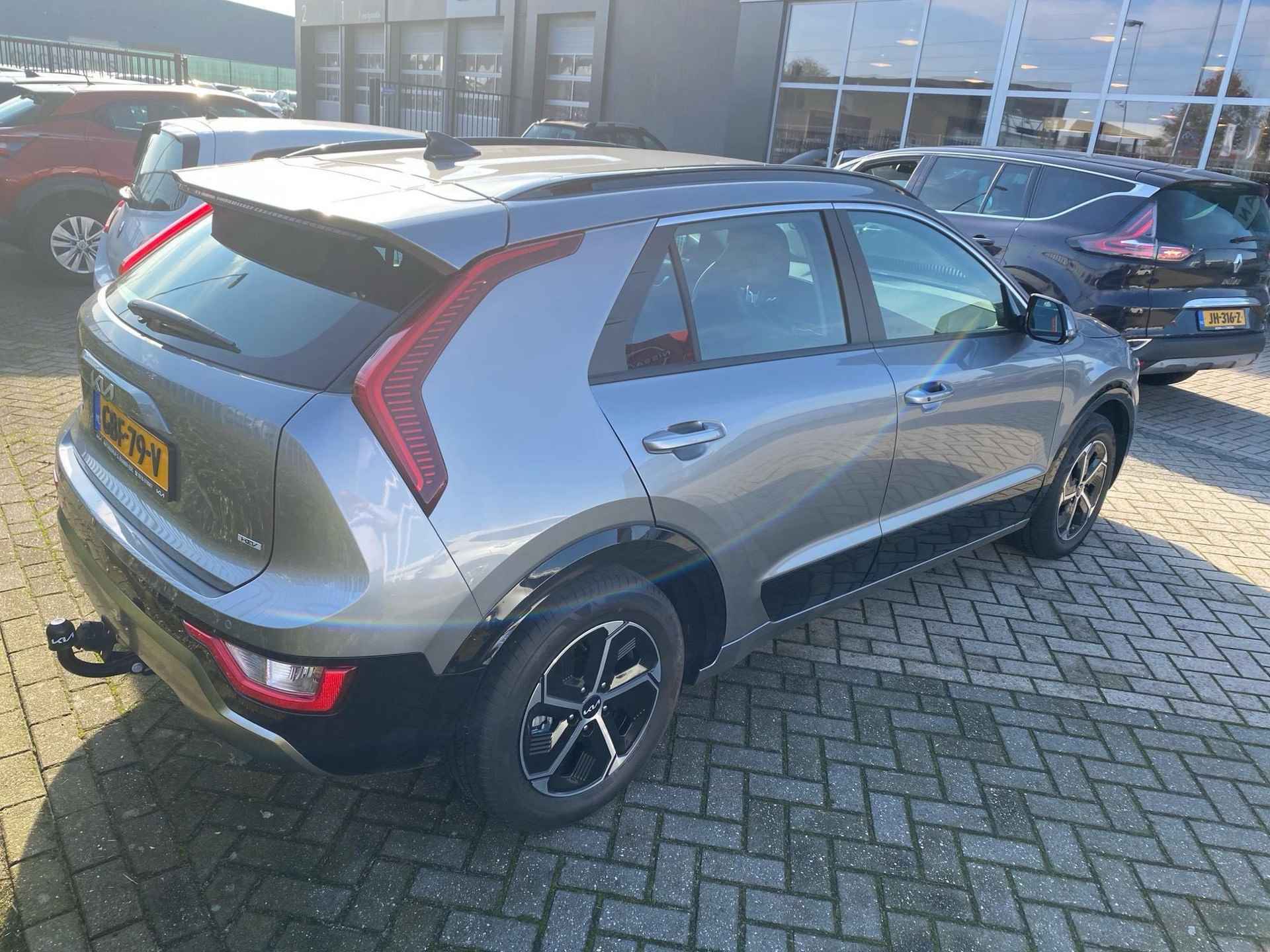 Kia Niro 1.6 GDi Hybrid DynamicLine - 6/12