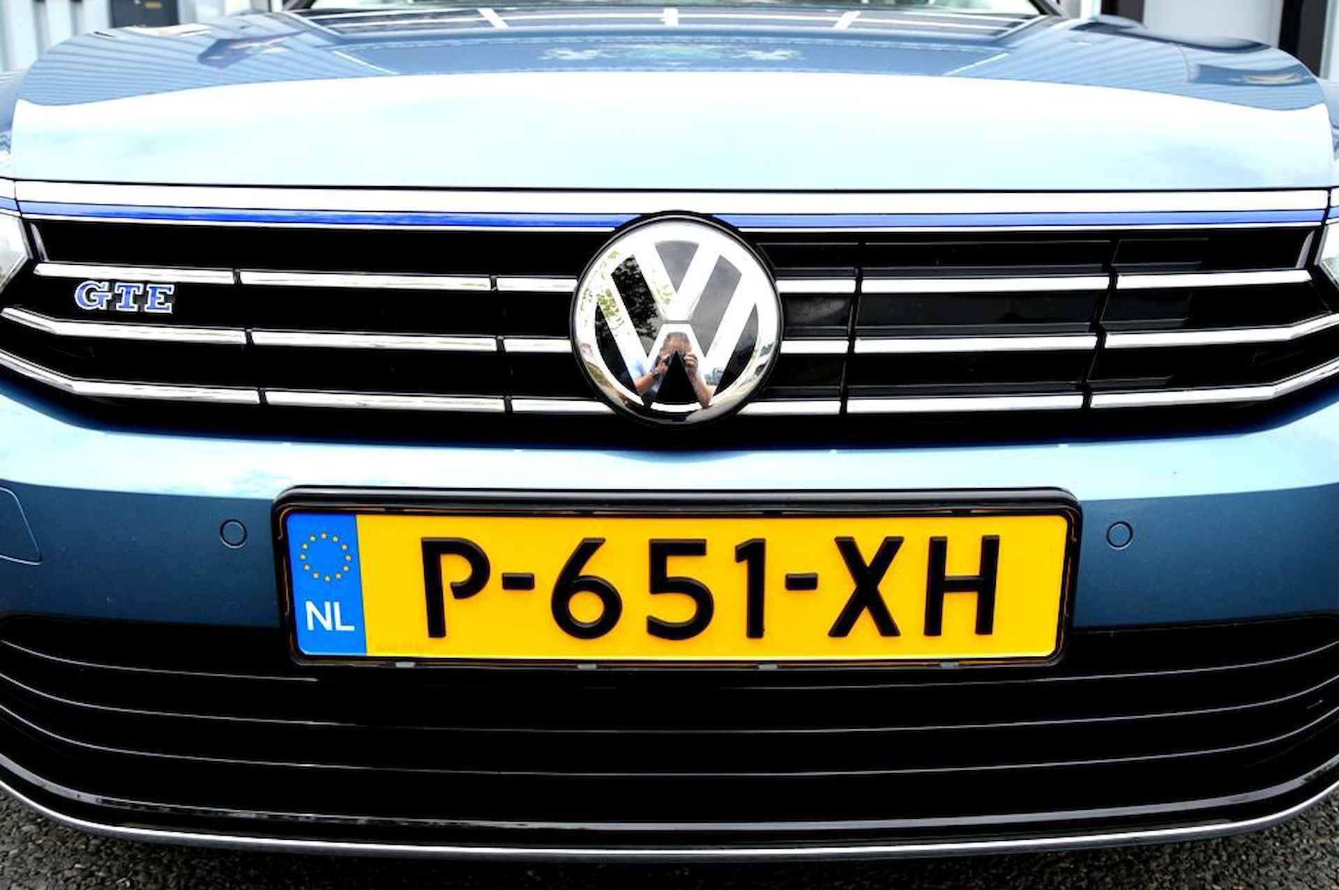 Volkswagen PASSAT 1.4 TSI GTE Highline LMV/PDC/CAM/NAVI/PANO - 21/52