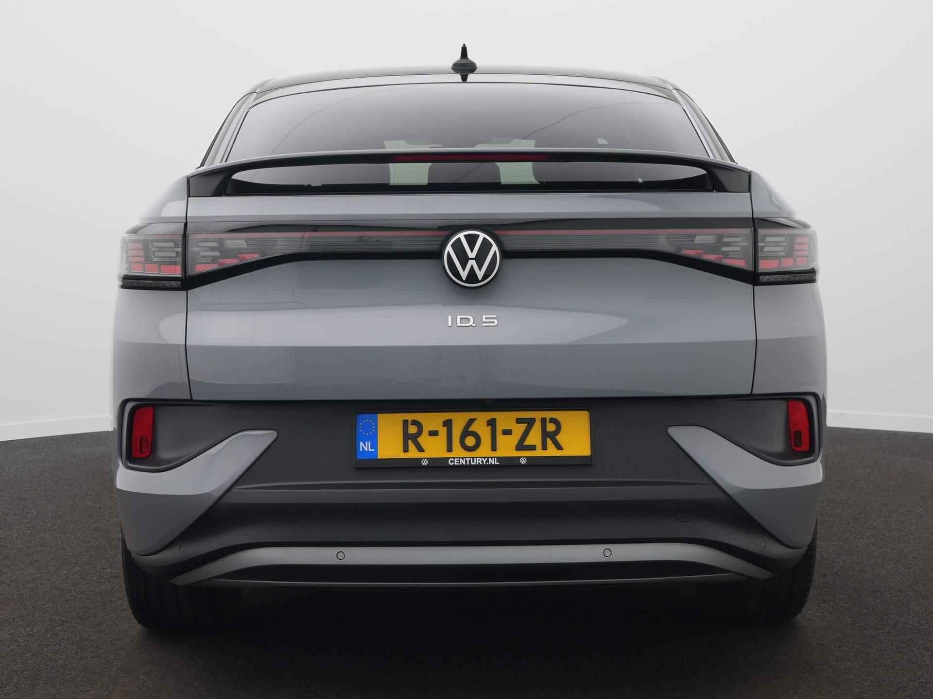 Volkswagen ID.5 Pro 77 kWh / Warmtepomp / Adaptive Cruise Control / Camera / Stoelverwarming - 6/58