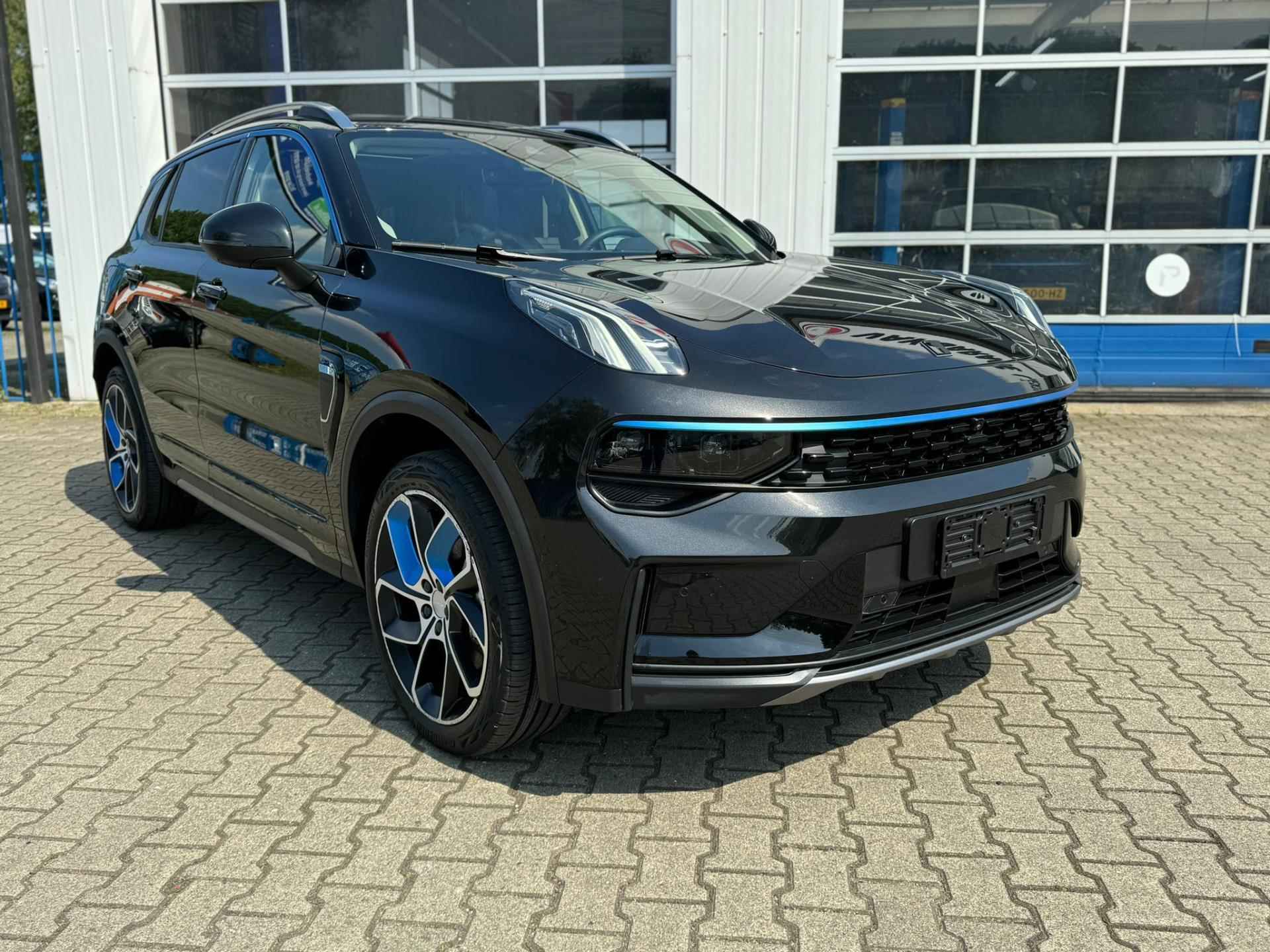 Lynk & Co 01 1.5 PLUG-IN HYBRID (PHEV) 261PK MY22 AUTOMAAT (RIJKLAARPRIJS) - 2/39