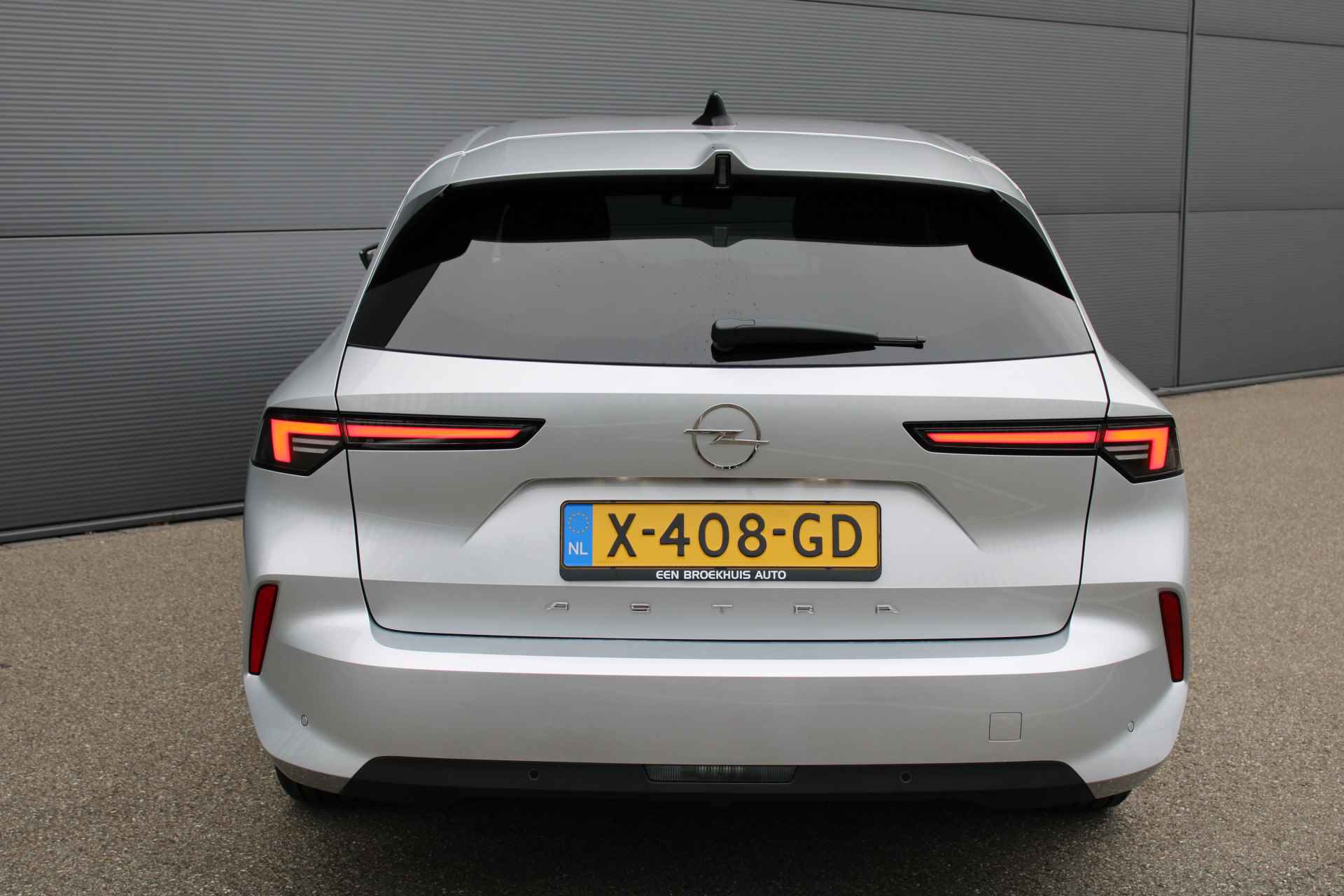 Opel Astra 1.2 110PK Sports Tourer Edition | NAVIGATIE | ECC-AIRCO | DAB+ | KEYLESS | PDC V+A | APPLE/ANDROID AUTO | GR LICHT ASSISTENT | L - 4/21