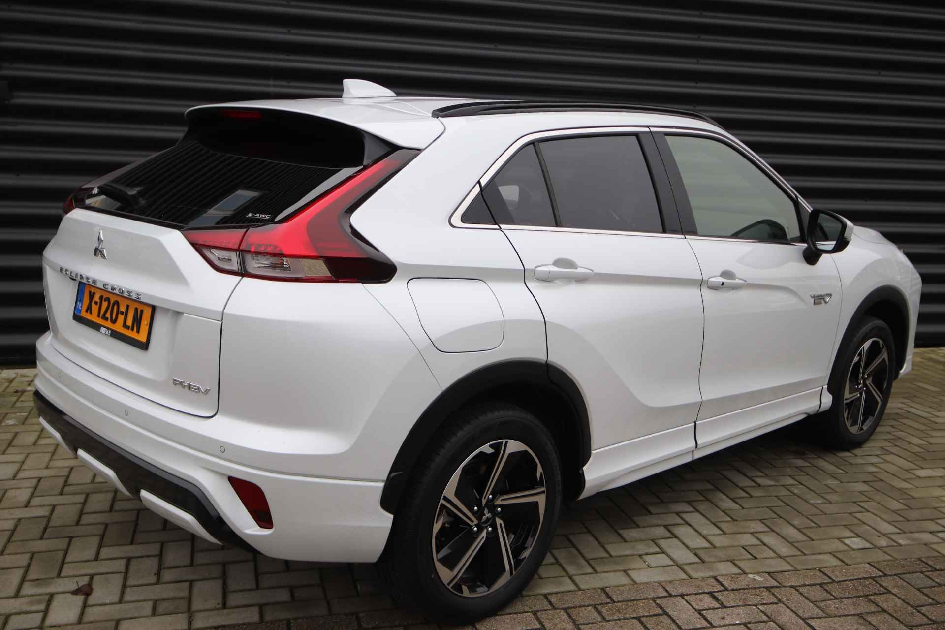 Mitsubishi Eclipse Cross 2.4 PHEV Business Executive NL-Auto, Adaptive Cruise - 2/76