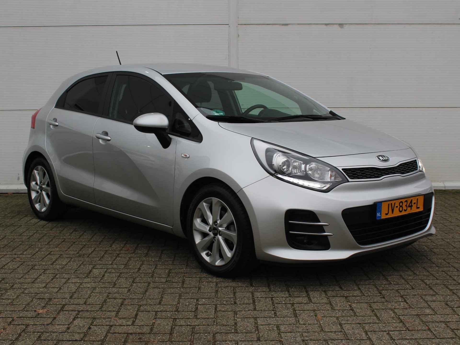 Kia Rio 1.2 CVVT DynamicLine / Navigatie / Achteruitrijcamera / Airco / Cruise Control / Bluetooth / - 17/35