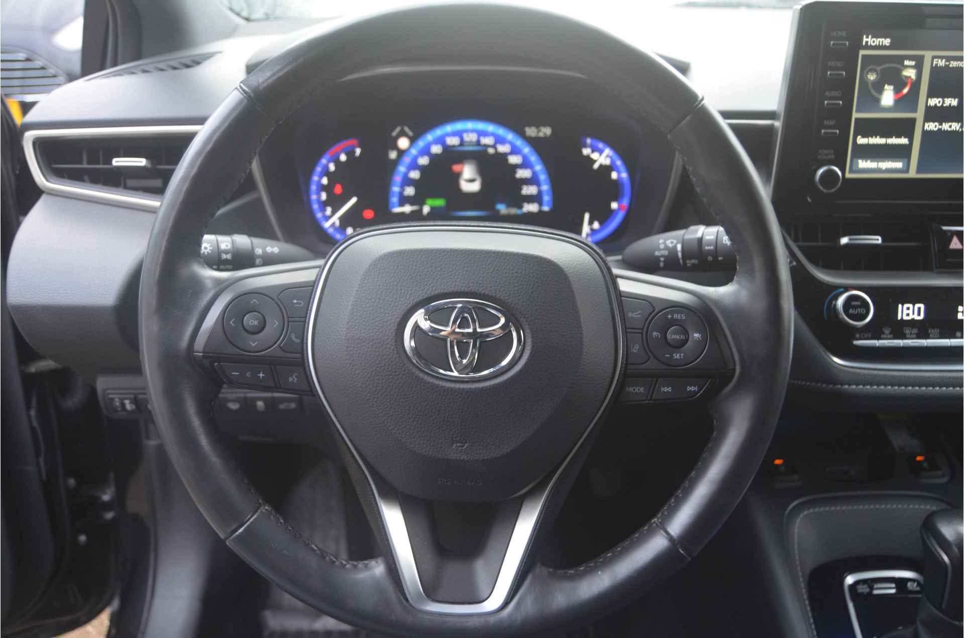 Toyota Corolla Touring Sports 1.8 Hybrid Active 12mnd. gar. - 17/33