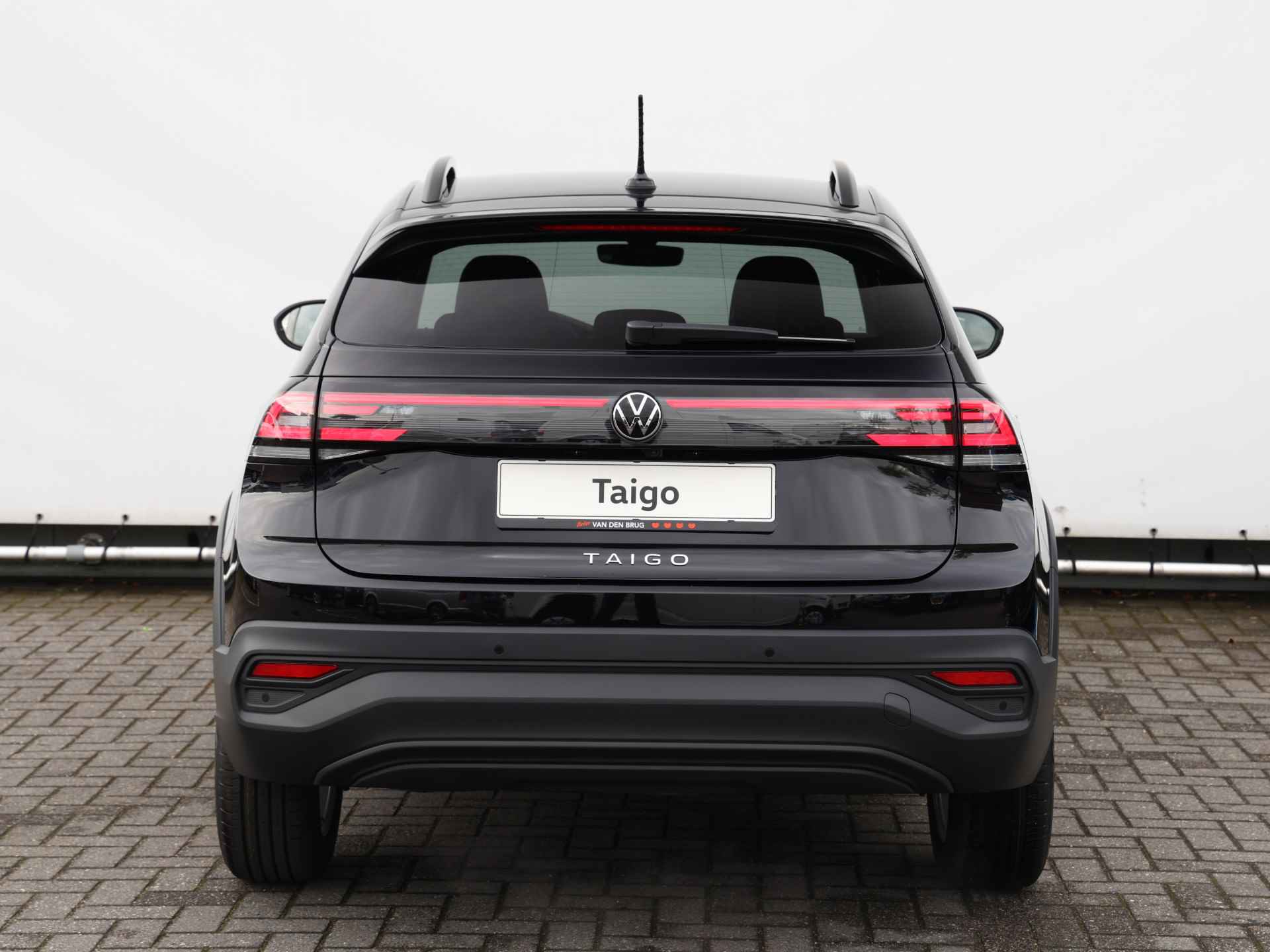 Volkswagen Taigo 1.0 TSI Life Edition | App-Connect | 17" lm velgen | Parkeersensoren | - 6/39