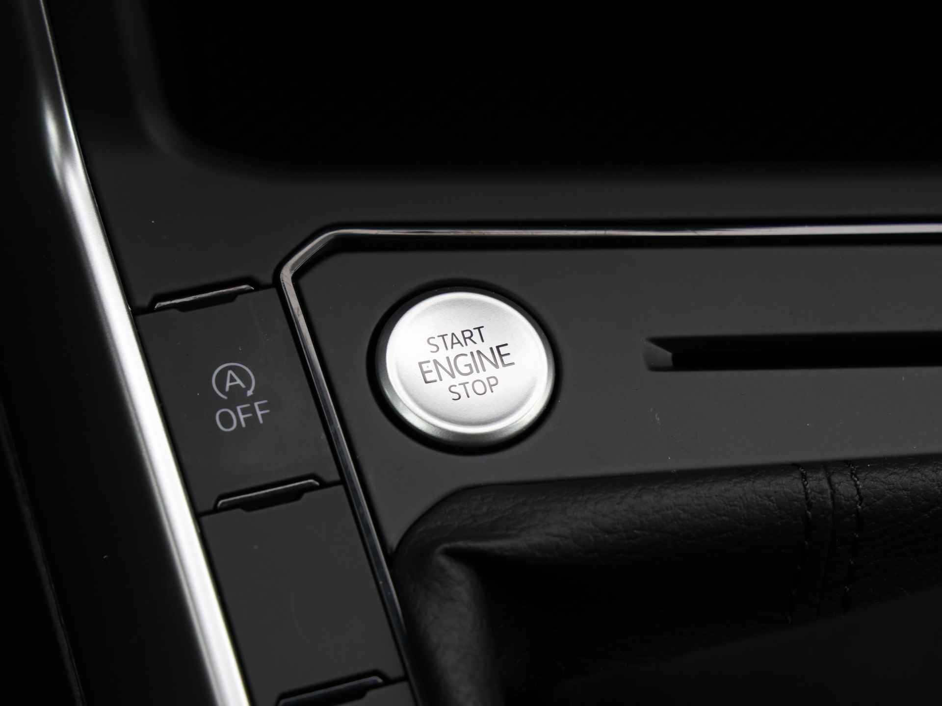 Volkswagen Taigo 1.0 TSI Life Edition | App-Connect | 17" lm velgen | Parkeersensoren | - 37/39