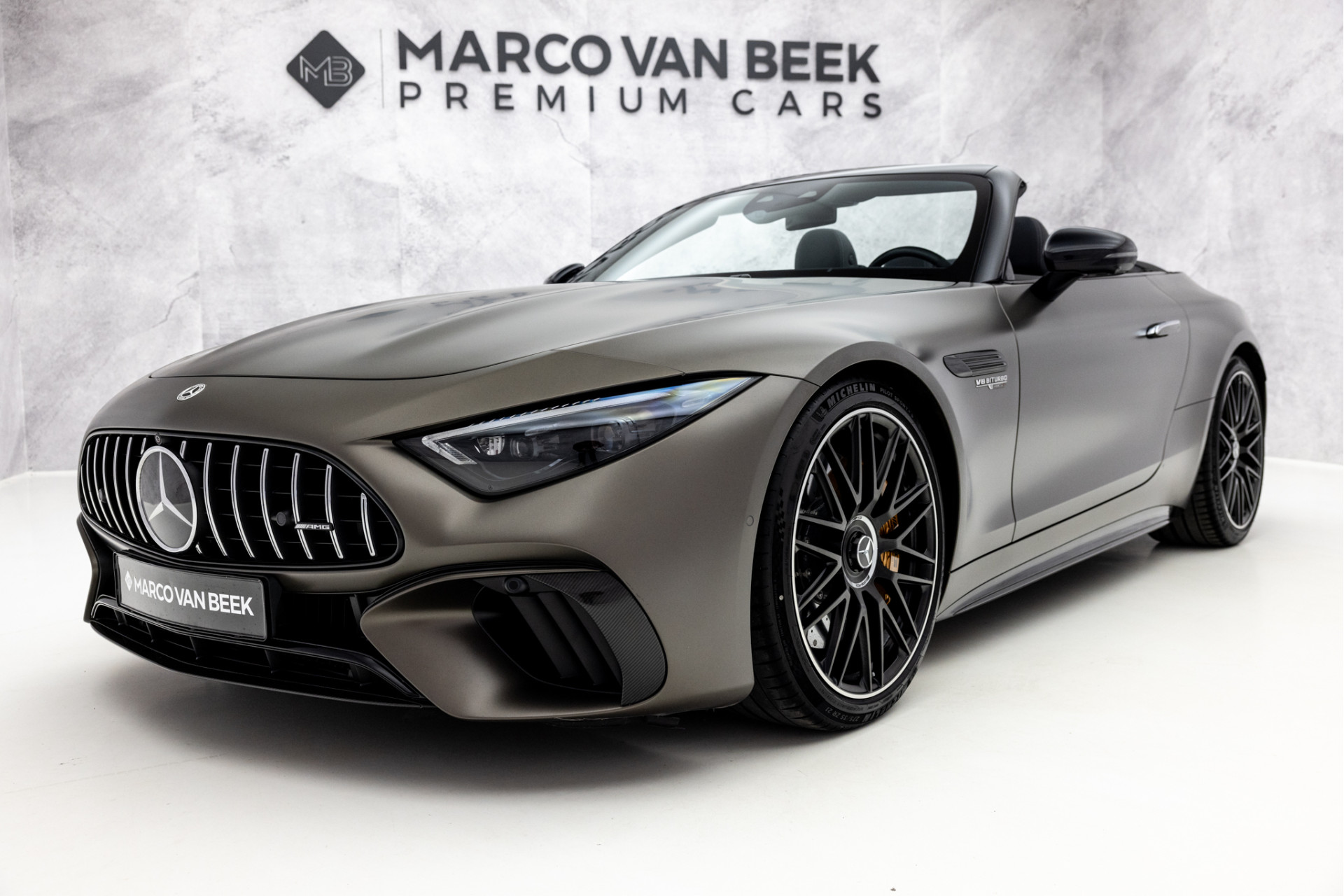 Mercedes-Benz SL-Klasse Roadster AMG 63 4MATIC+ | Keramisch | Carbon | Monza Magno | Lift