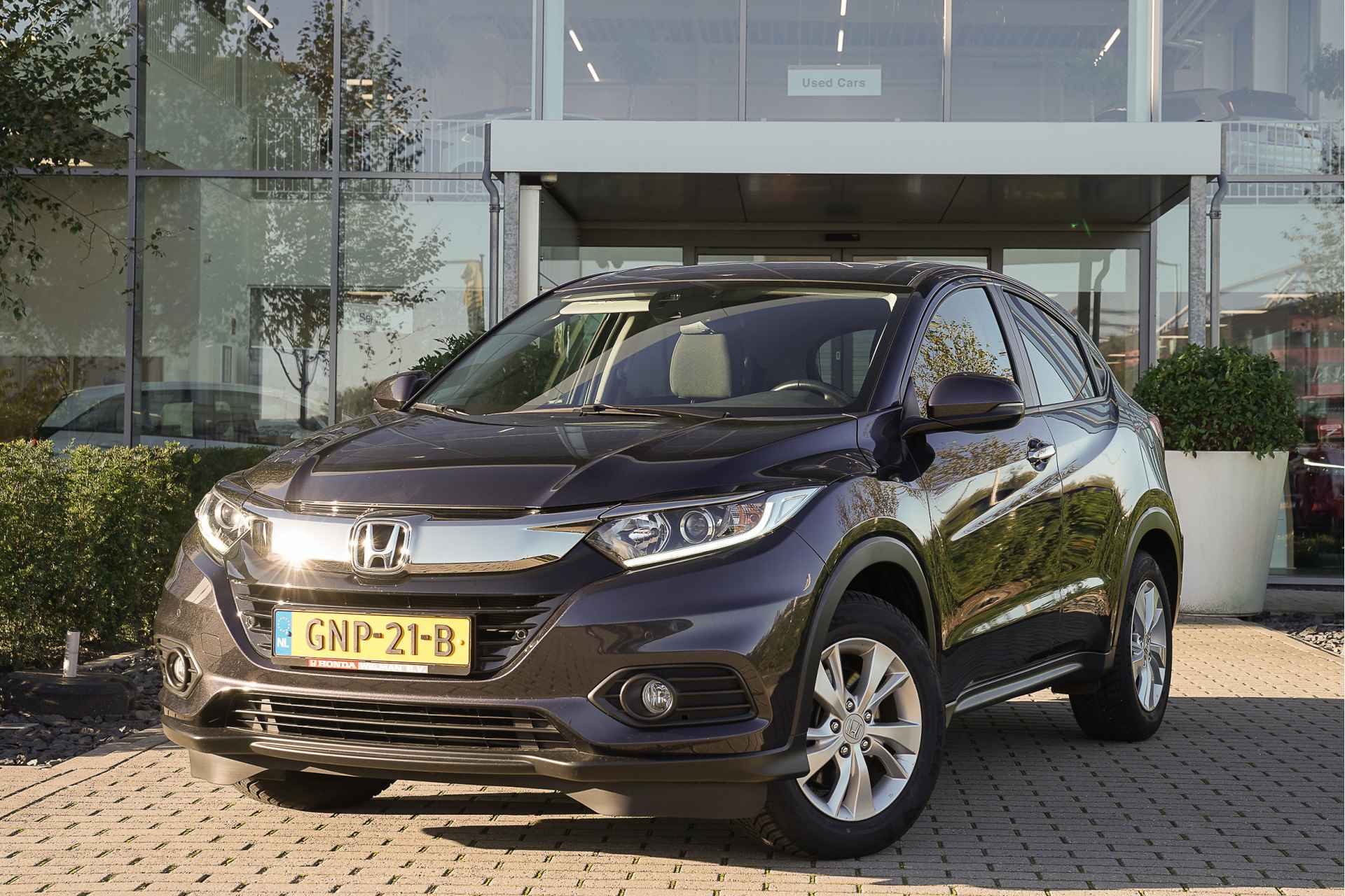 Honda HR-V 1.5i V-TEC ELEGANCE - AUTOMAAT - NAVIGATIE - TREKHAAK - ALL WEATHERS -  CAMERA - 2/53