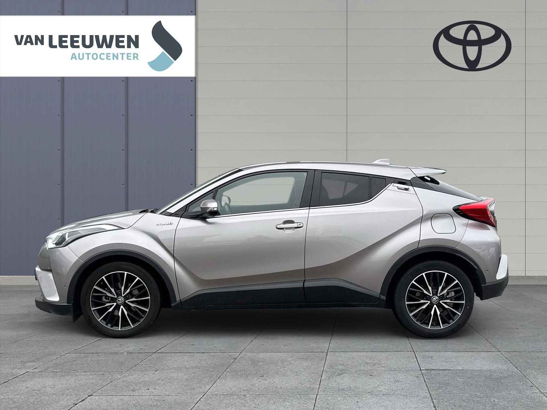 Toyota C-HR 1.8 Hybrid Executive - 8/19