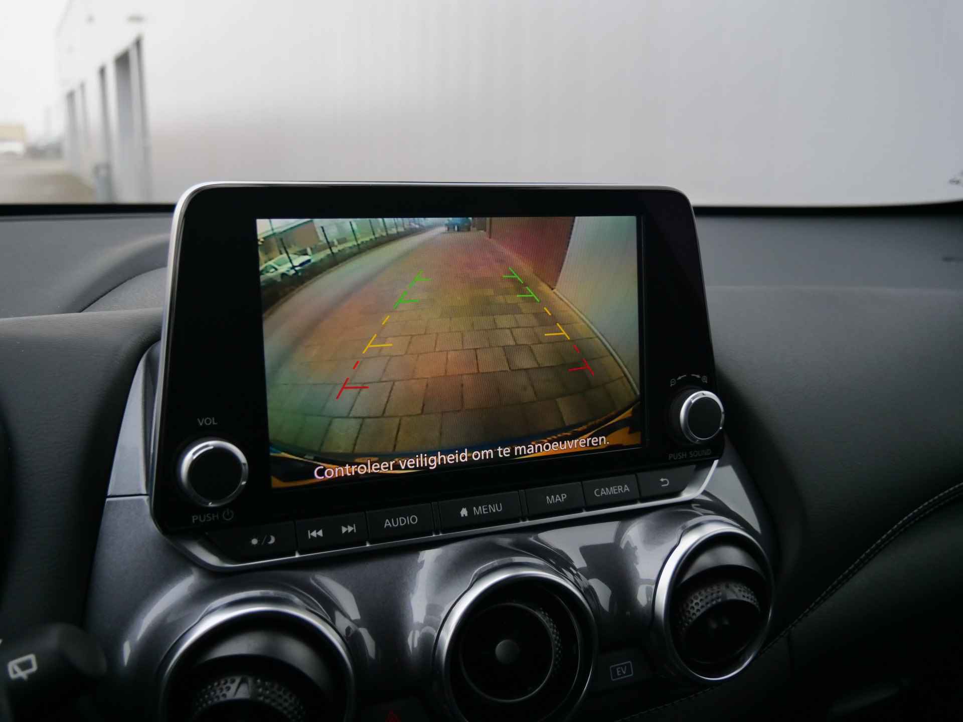 Nissan Juke 1.6 Hybrid N-Connecta 143 Pk Automaat Navigatie / DAB / Apple Carplay / Camera - 6/40