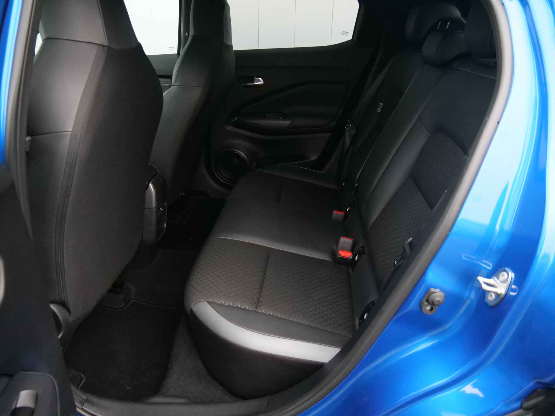 Nissan Juke 1.6 Hybrid N-Connecta 143 Pk Automaat Navigatie / DAB / Apple Carplay / Camera - 20/40