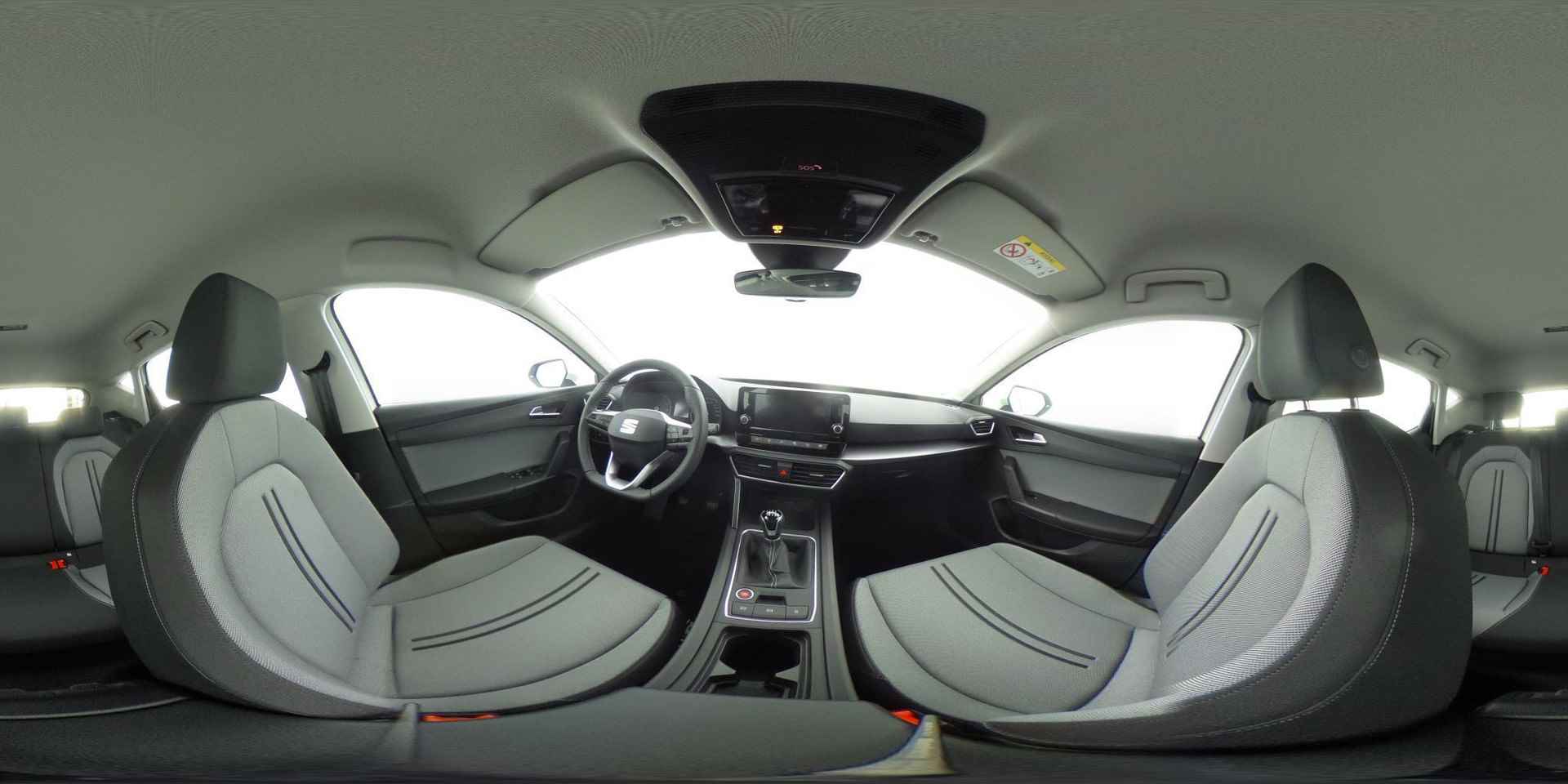 SEAT Leon Style 1.0 TSI 81kW / 110pk Hatchback 5 deurs 6 ver PDC | Apple Carplay | MEGA Sale - 27/29