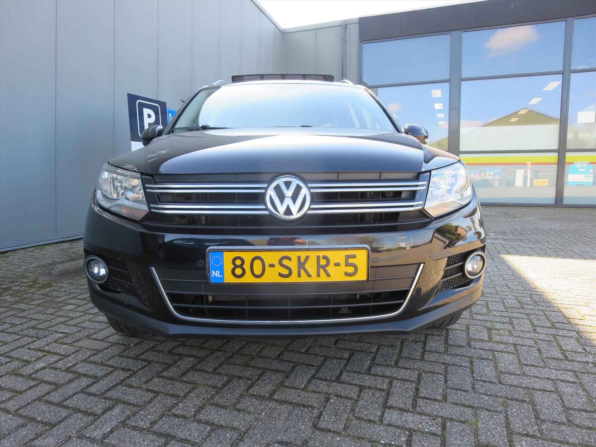 Volkswagen Tiguan 1.4 TSI 160pk Sport  Panorama schuifdak - 19/20