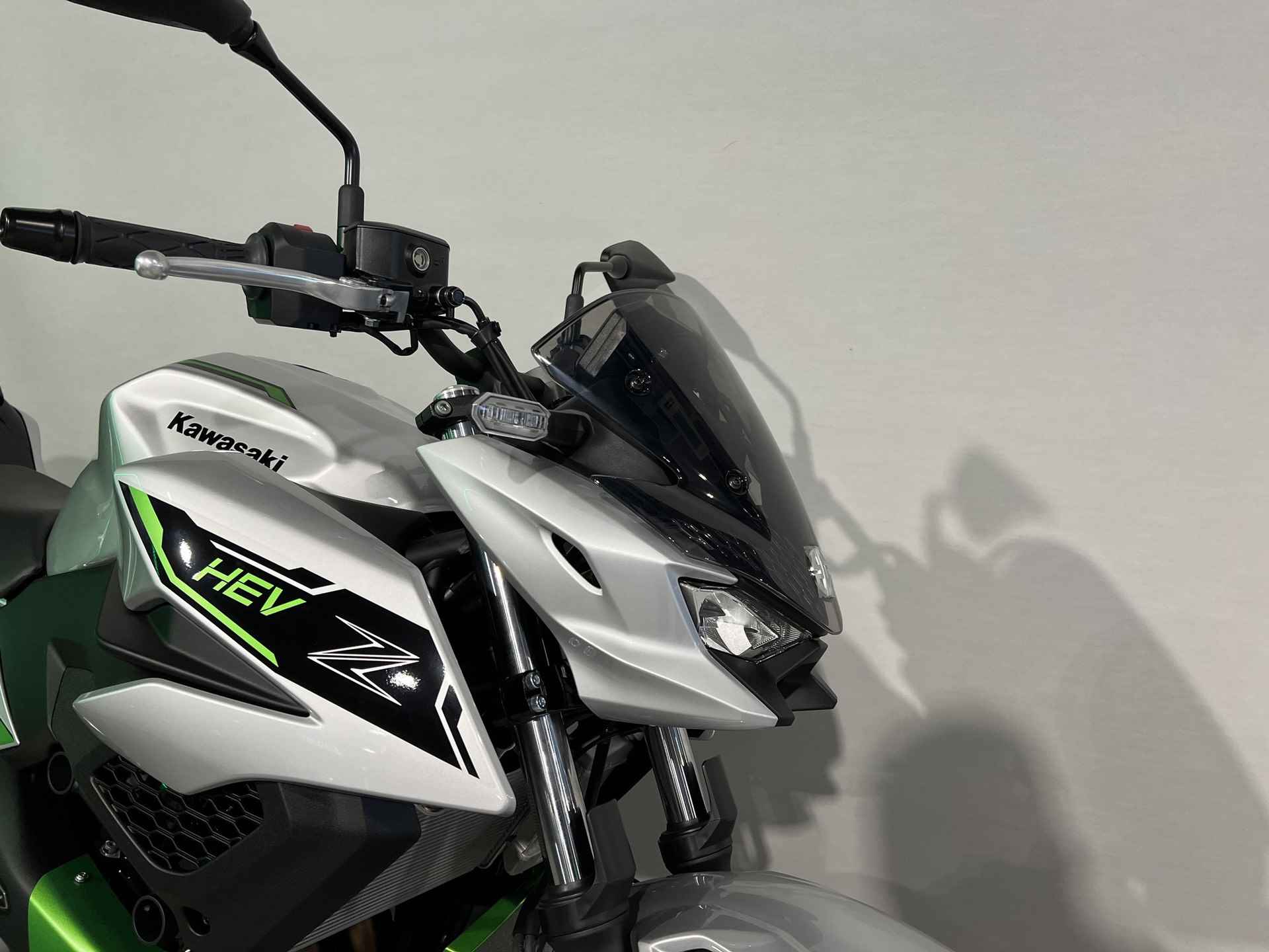 Kawasaki Z7 HYBRID - 4/9