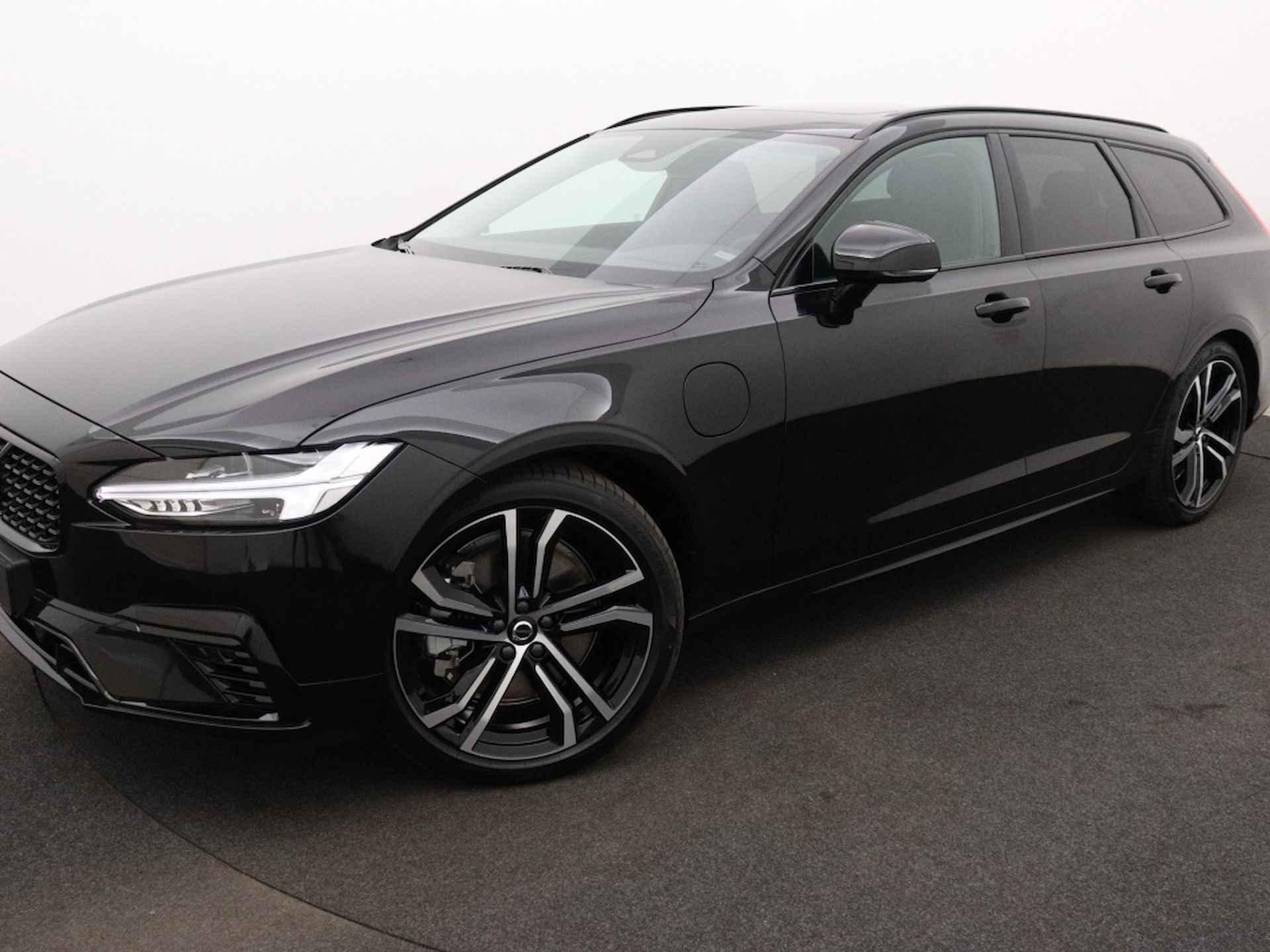 Volvo V90 V90 T6 Twin Engine AWD Plus Dark - 25/38