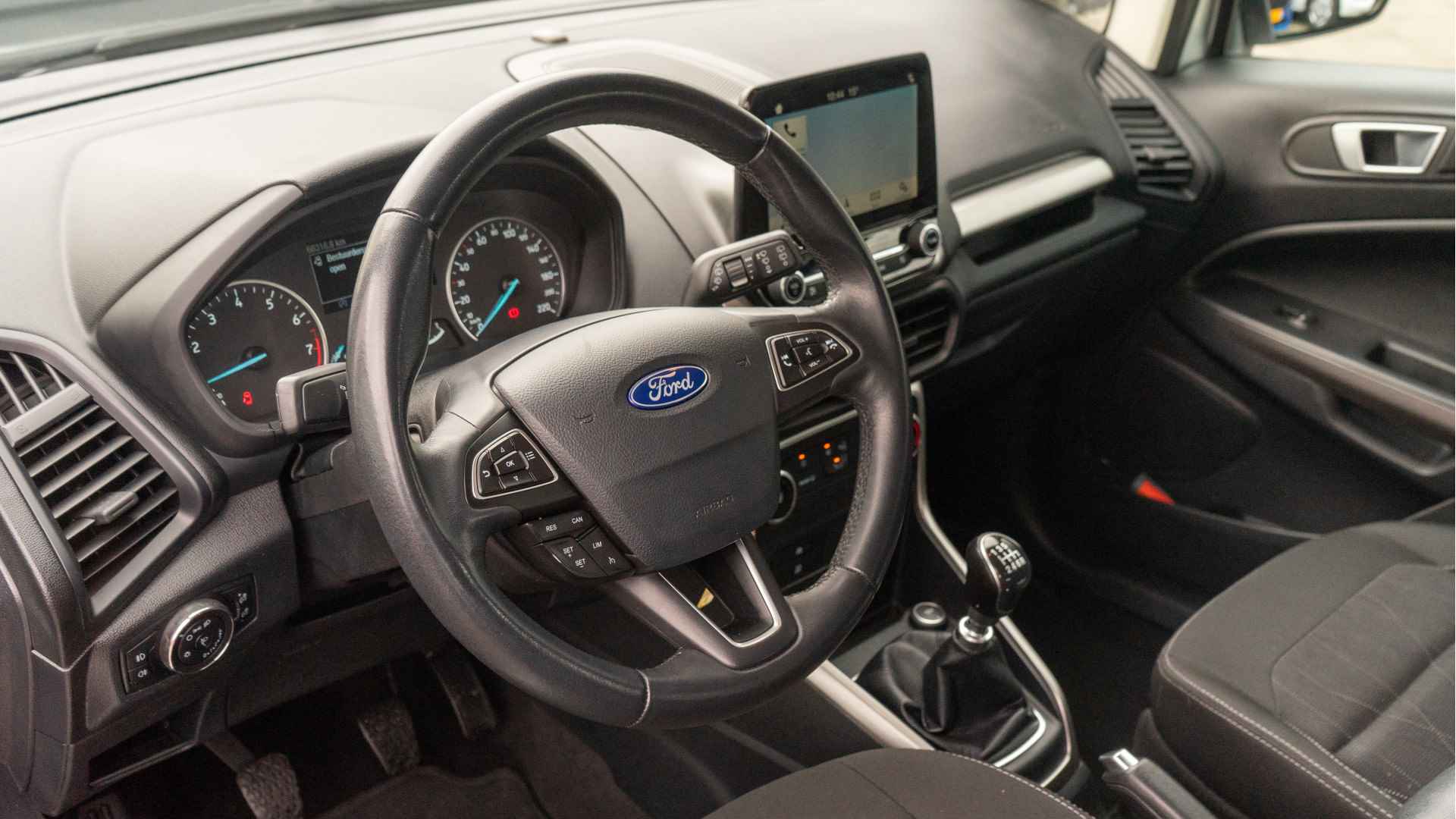 Ford EcoSport Trend Ultimate 1.0 EcoBoost 92 kW / 125 pk | CAMERA | NAVIGATIE | 16'' LM VELGEN | DEALER ONDERHOUDEN | - 4/22