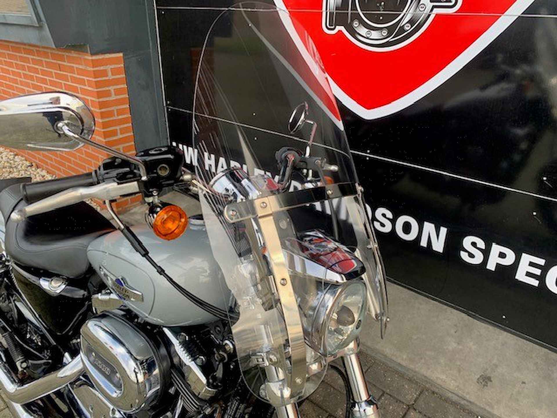 Harley-Davidson XL1200C SPORTSTER 1200 custom - 10/11