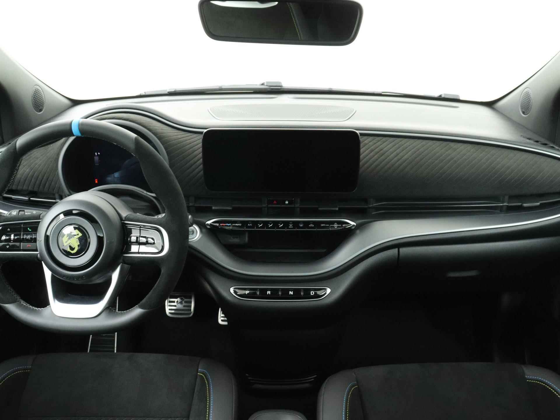 Abarth 500e EV 42 kWh Abarth Turismo 154pk Automaat | Navigatie | Licht Metalen Velgen 18"| Lederen/Alcantara Bekleding | Dodehoek Detectie | Parkeersensoren Voor/ Achter - 20/34