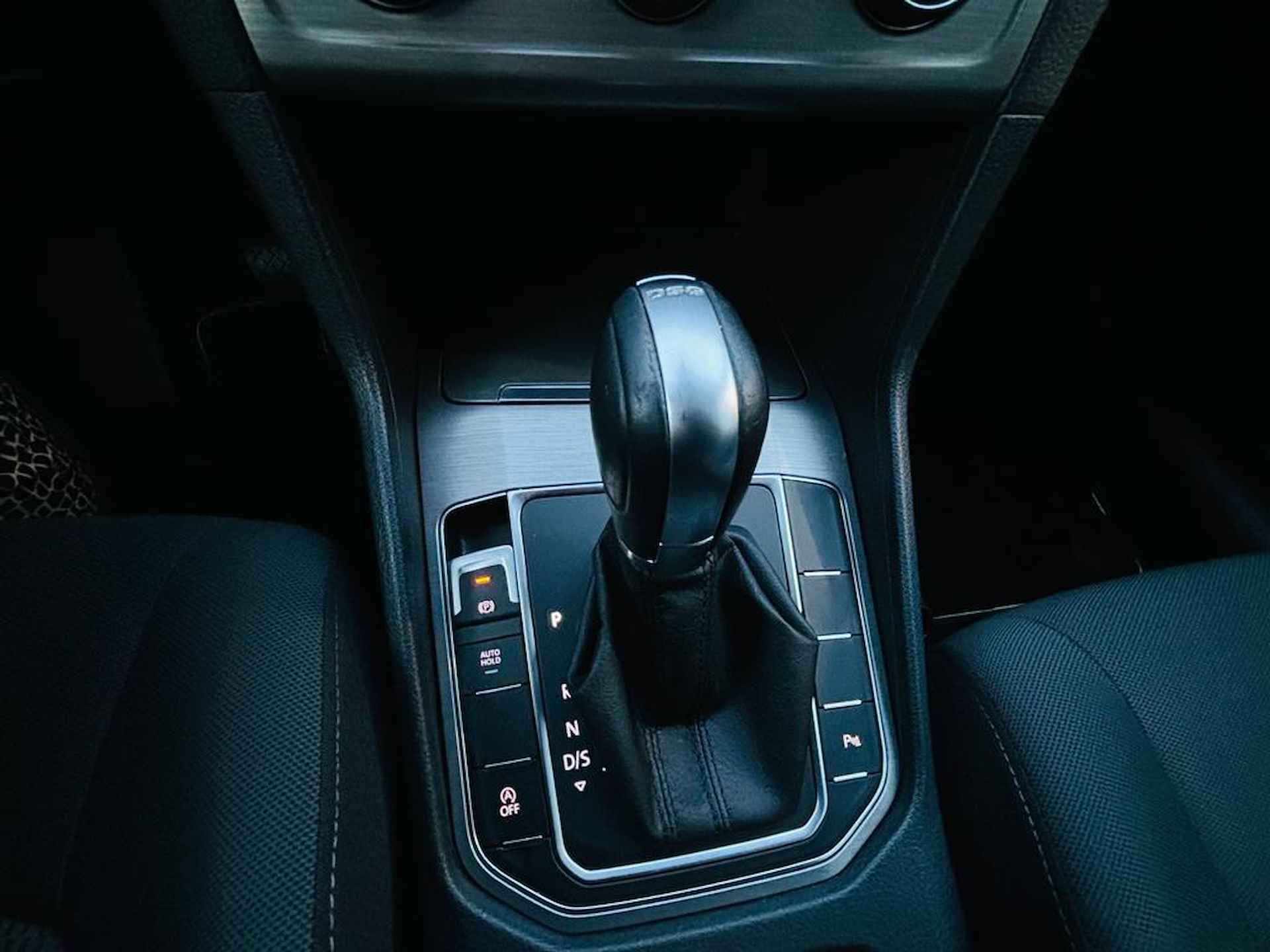 Volkswagen Golf Sportsvan 1.0 TSI Comfortline|AUTOMAAT | zeer weinig km s nieuwstaat , parkeerhulp achter - 15/23