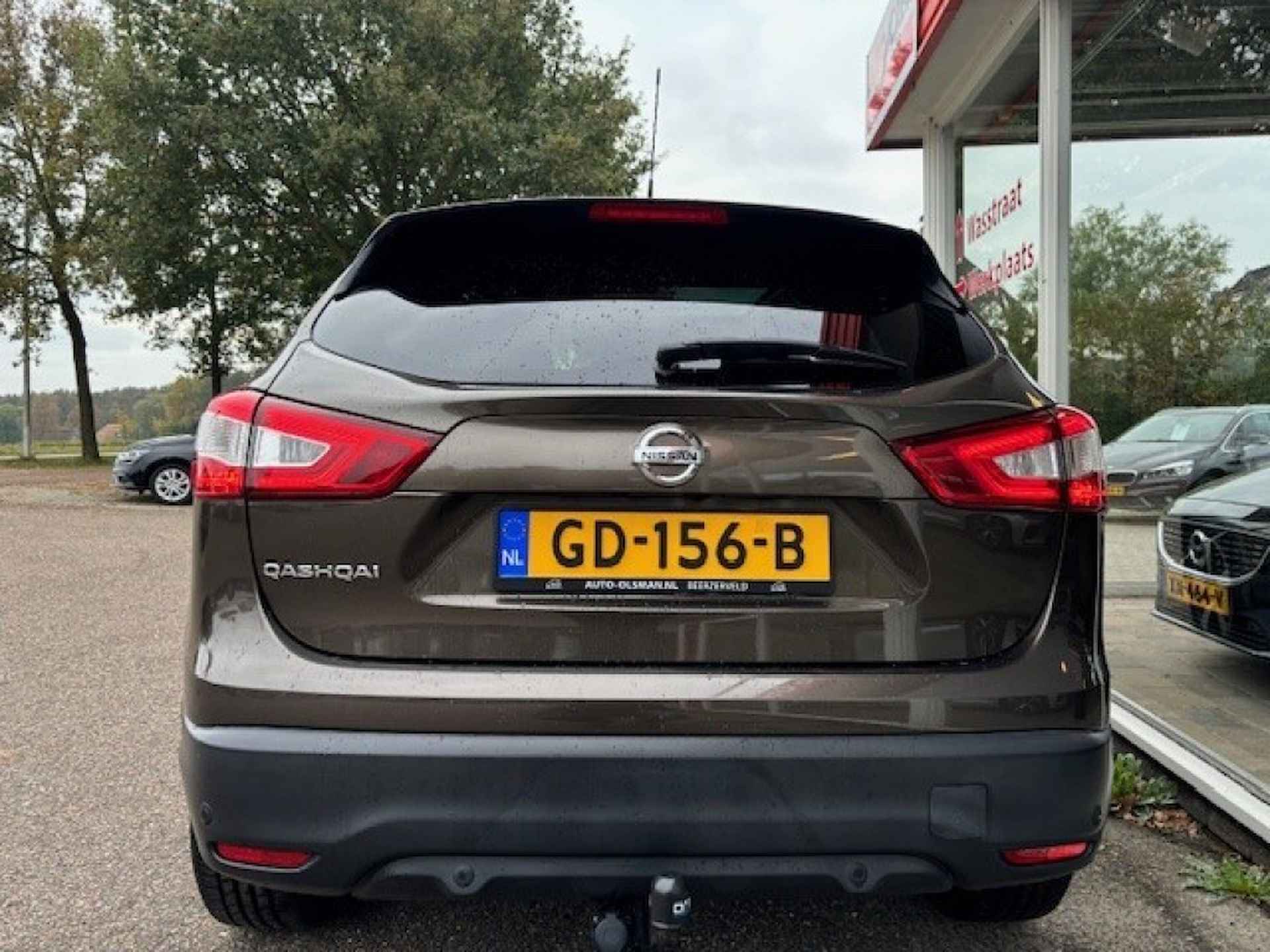 NISSAN Qashqai 1.6 Connect Edition, Clima, Cruise, Navi, Panoramadak, Camera - 4/37