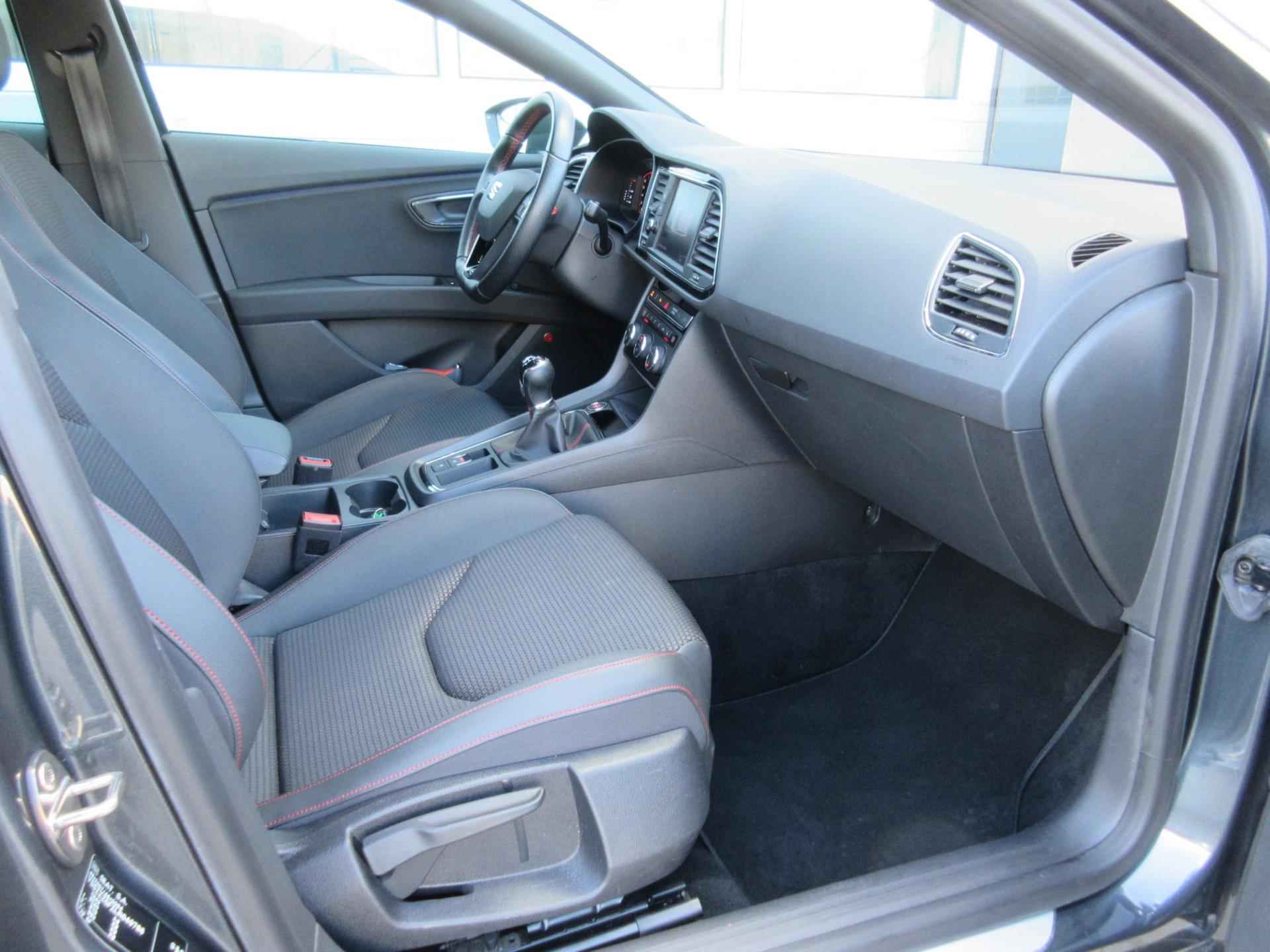 Seat Leon ST 1.5 TSI FR Ultimate Edition / Carplay / Digidash / Trekhaak - 18/28
