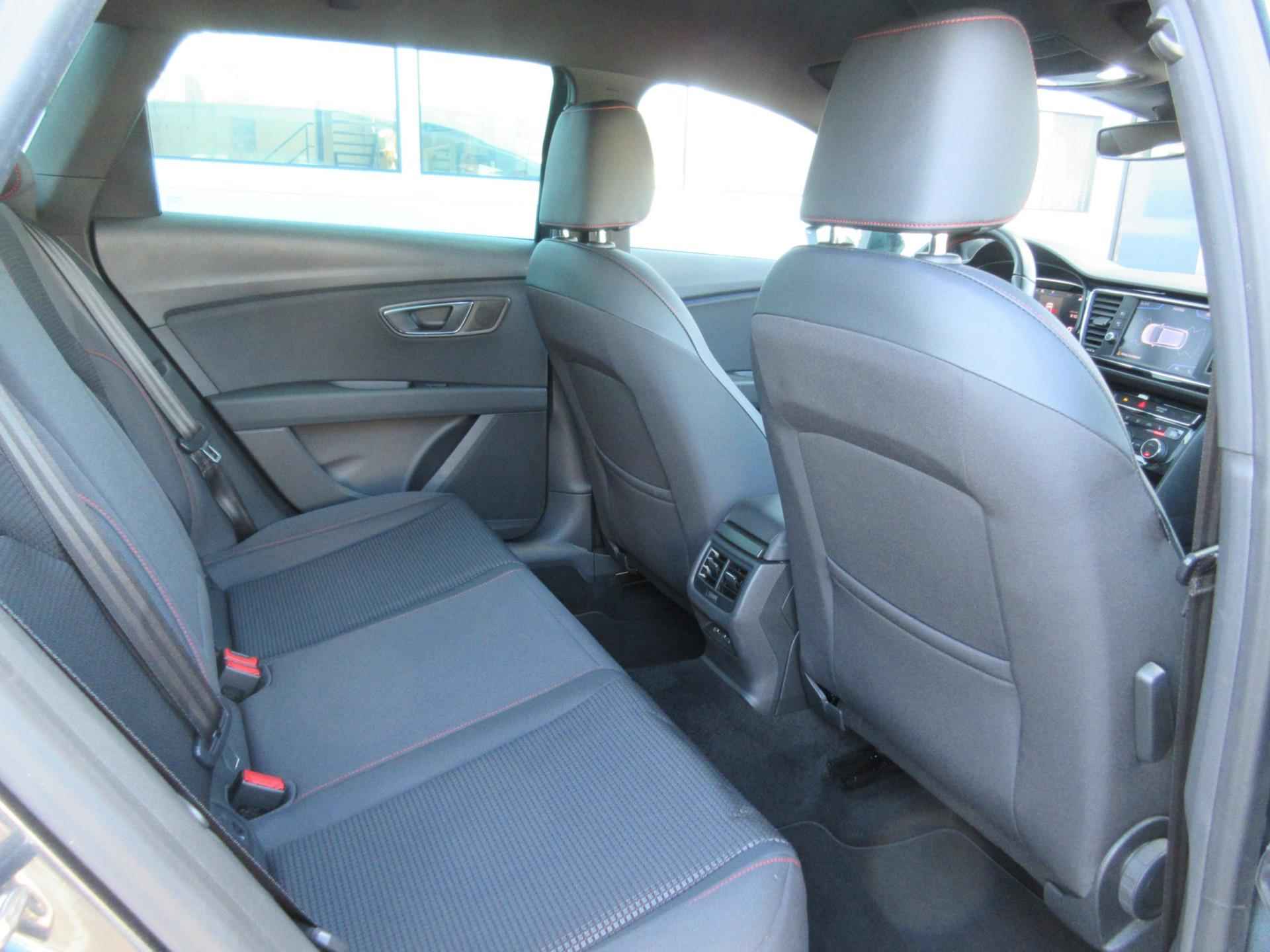 Seat Leon ST 1.5 TSI FR Ultimate Edition / Carplay / Digidash / Trekhaak - 19/28