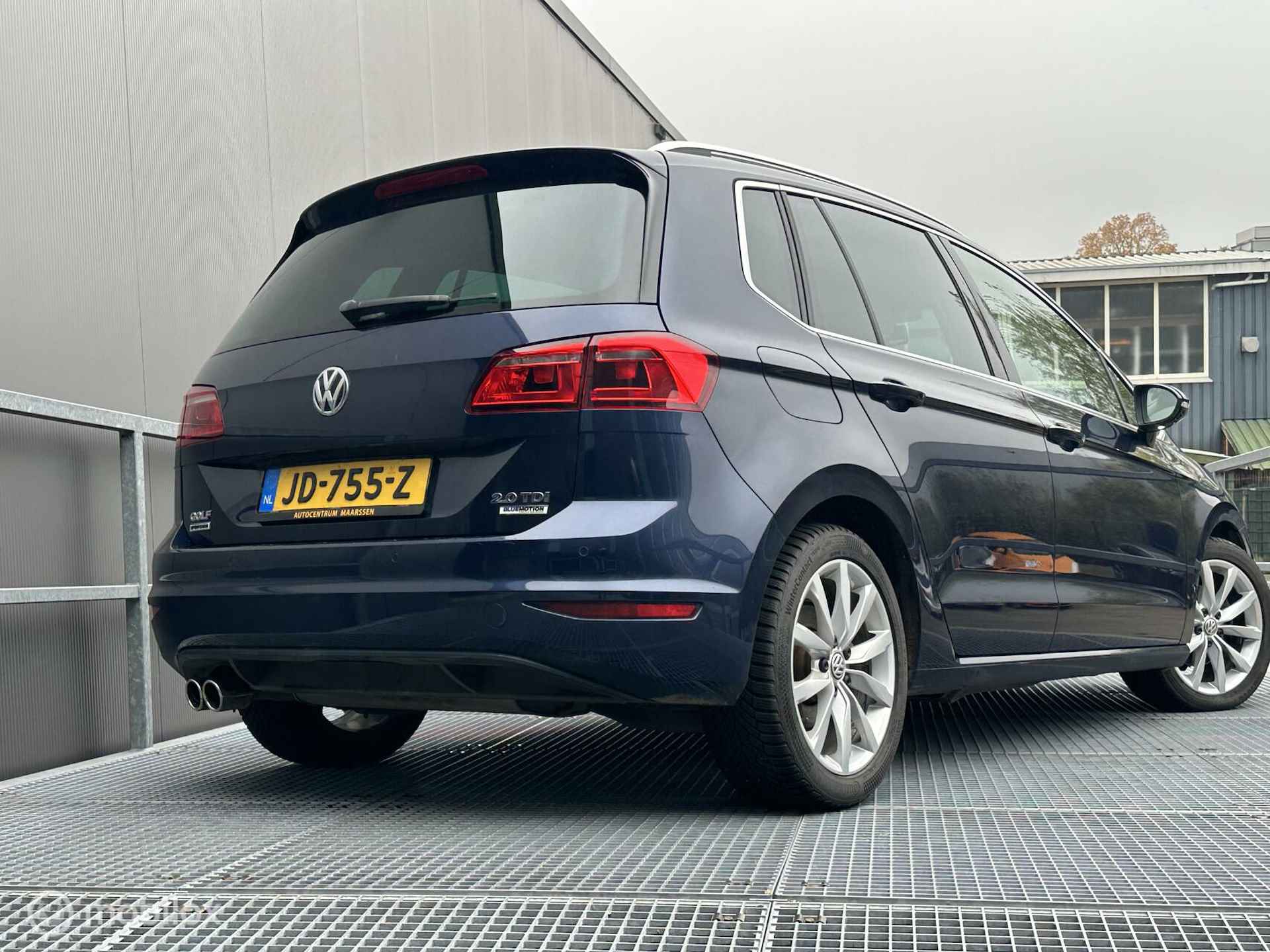 Volkswagen Golf Sportsvan 2.0 TDI Highline - 9/25