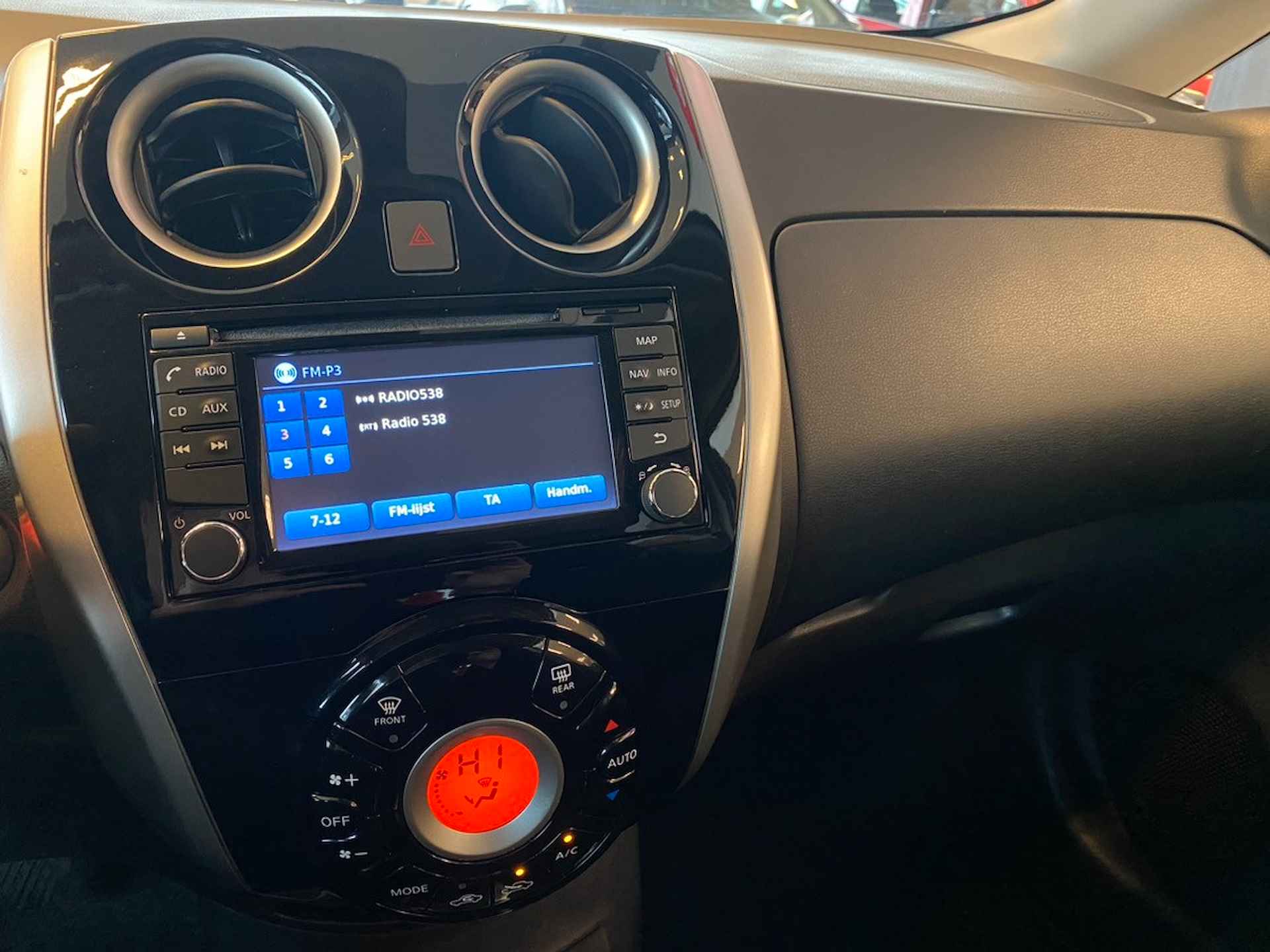 Nissan Note 1.2 Connect Edition,NL Auto,100% Onderhouden,Navigatie,Climate&Cruiscontrol,Keyless Entry,Bleutooth met Spraakbediening,15 Inch - 15/25