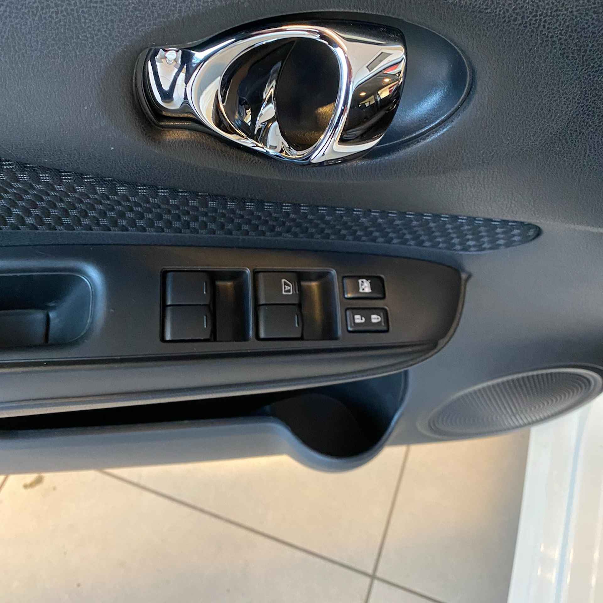 Nissan Note 1.2 Connect Edition,NL Auto,100% Onderhouden,Navigatie,Climate&Cruiscontrol,Keyless Entry,Bleutooth met Spraakbediening,15 Inch - 20/25