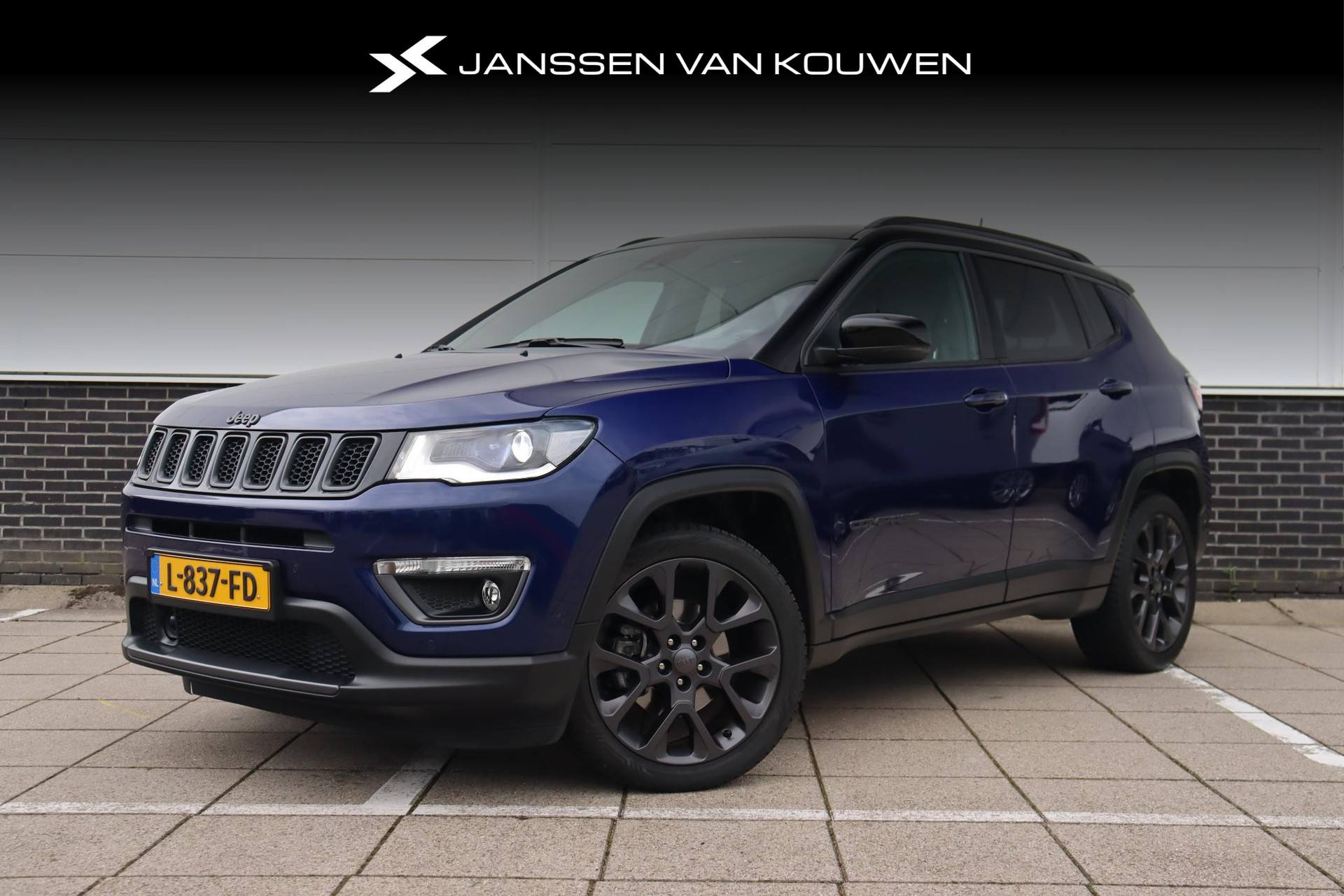 Jeep Compass S 1.3T 150pk Aut. / Schuifdak / Leder / Navigatie / Alpine / 19'' / Keyless