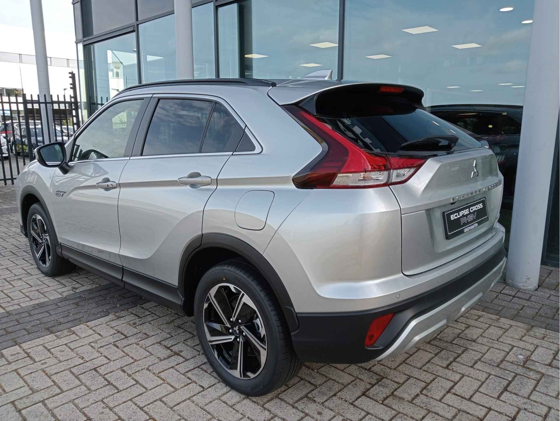 Mitsubishi Eclipse Cross 2.4 PHEV Intense+ | 8000 euro korting! - 4/39