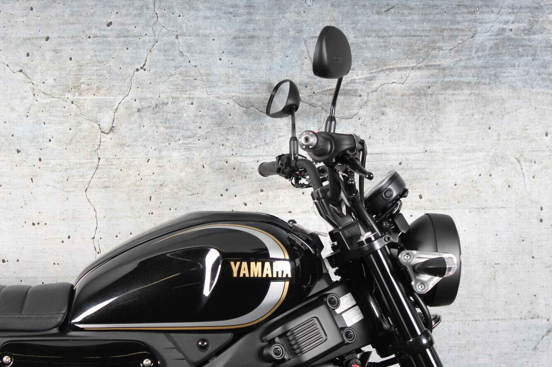 Yamaha XSR 125 ABS Legacy - 4/19