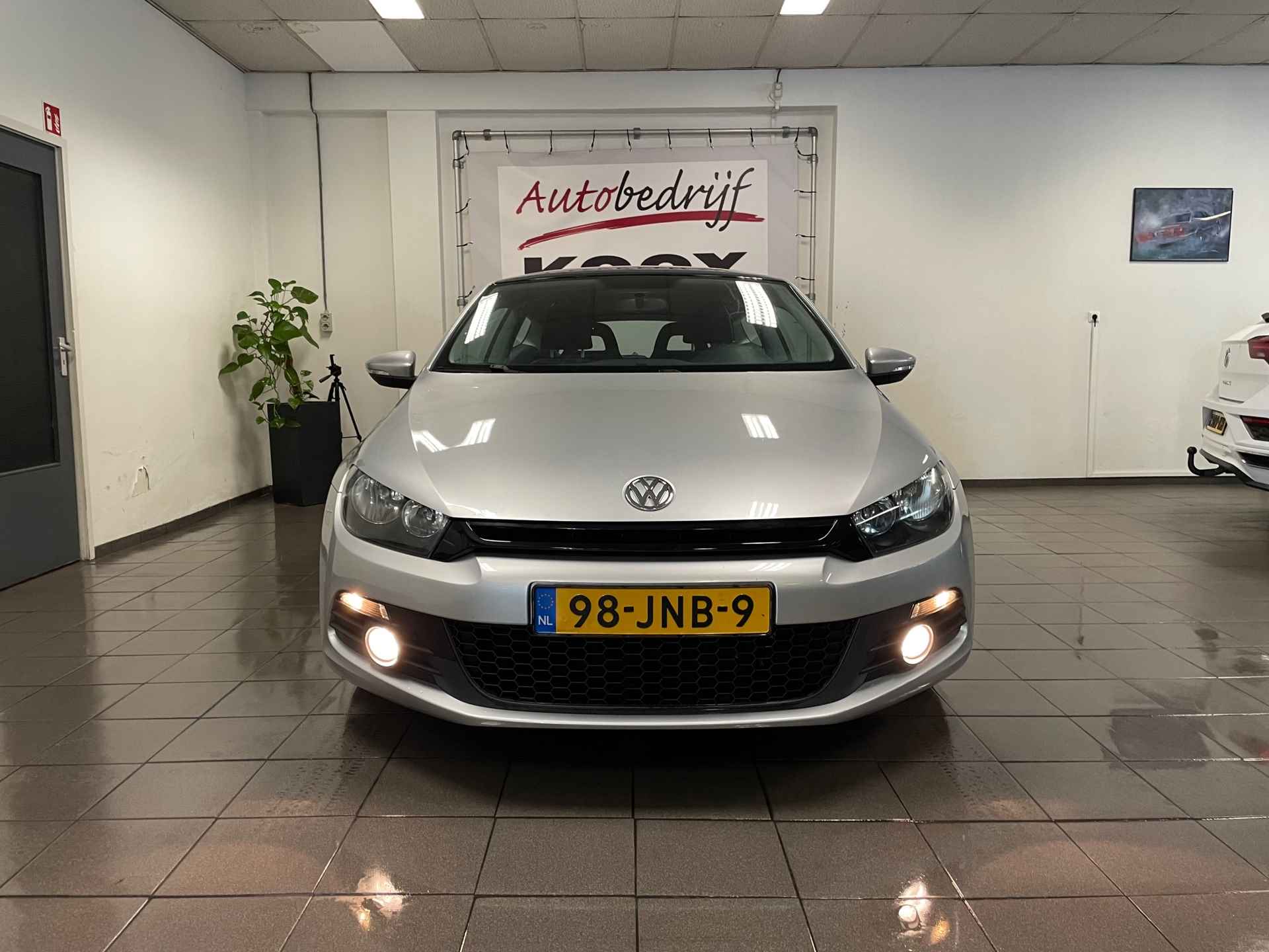 Volkswagen Scirocco 1.4 TSI * NL auto / Panorama kantel dak / Navigatie / Nieuw staat * - 7/24