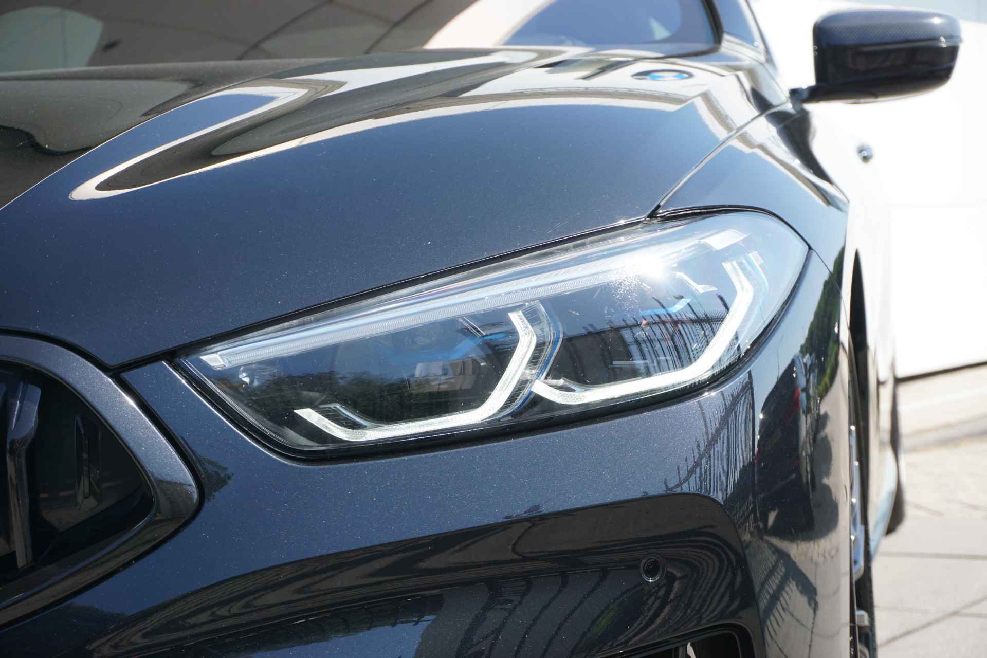 BMW 8 Serie Coupé M850i xDrive Aut. High Executive / M Sportpakket / 20" LMV / Co-Pilot / Laserlight - 24/42