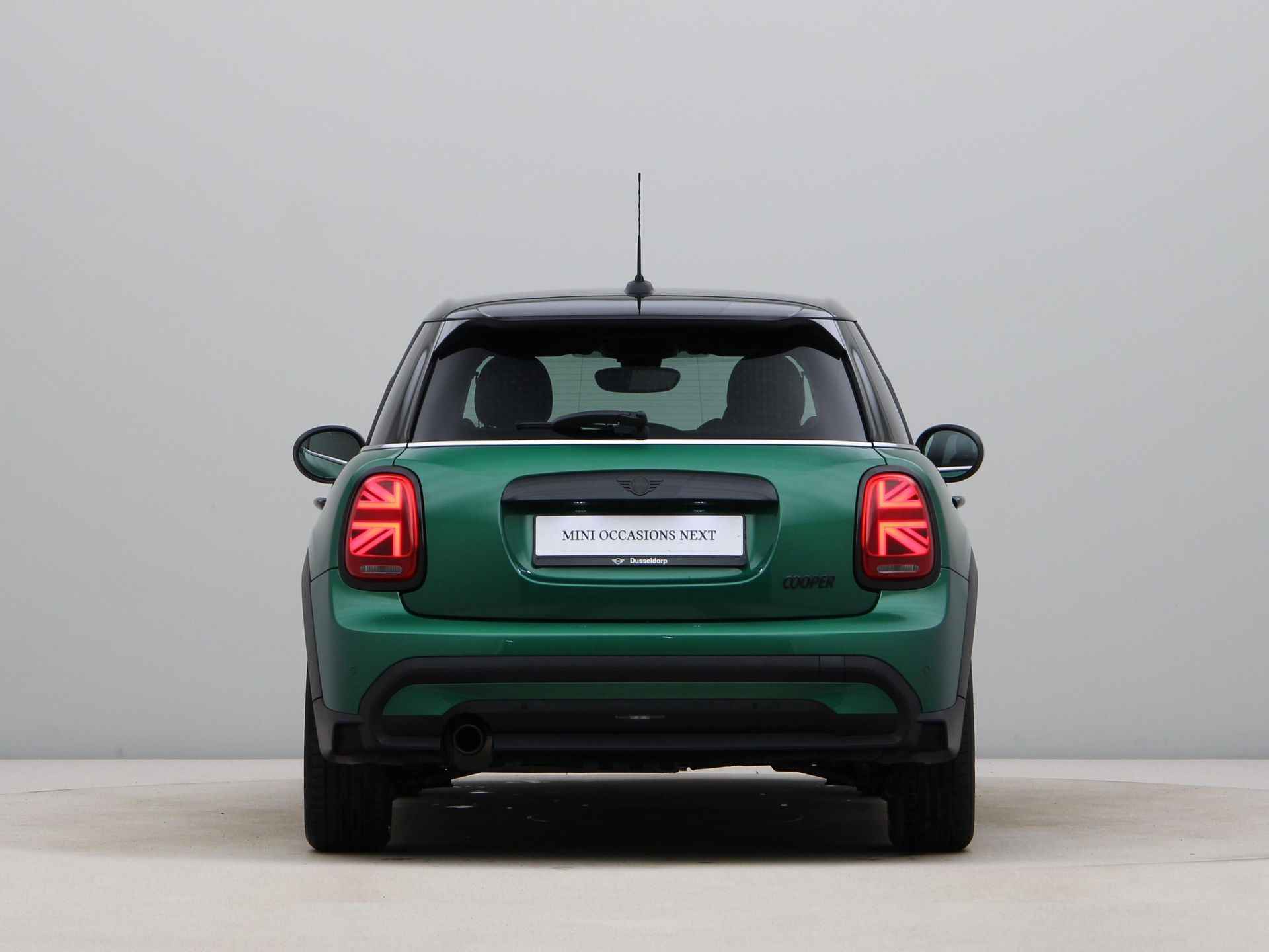 MINI 5-deurs Cooper Camden Edition Aut. - 11/24