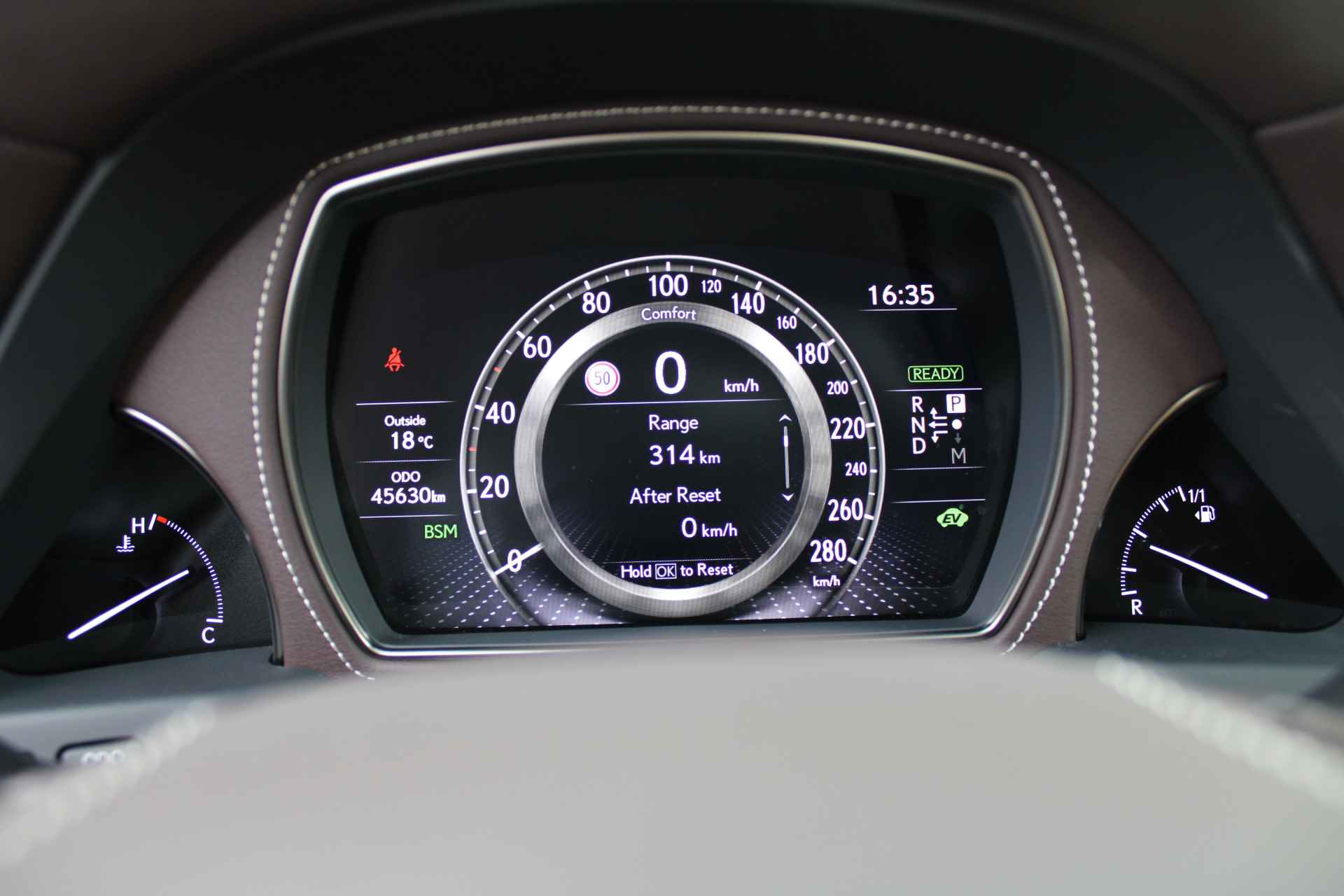Lexus LS 500h AWD President Line | Full Options | Orig. NL | Uniek | Mark Levinson Audio | Ottoman rear seat | 359PK  | Luxe Leder | 1e eigenaar | - 14/38