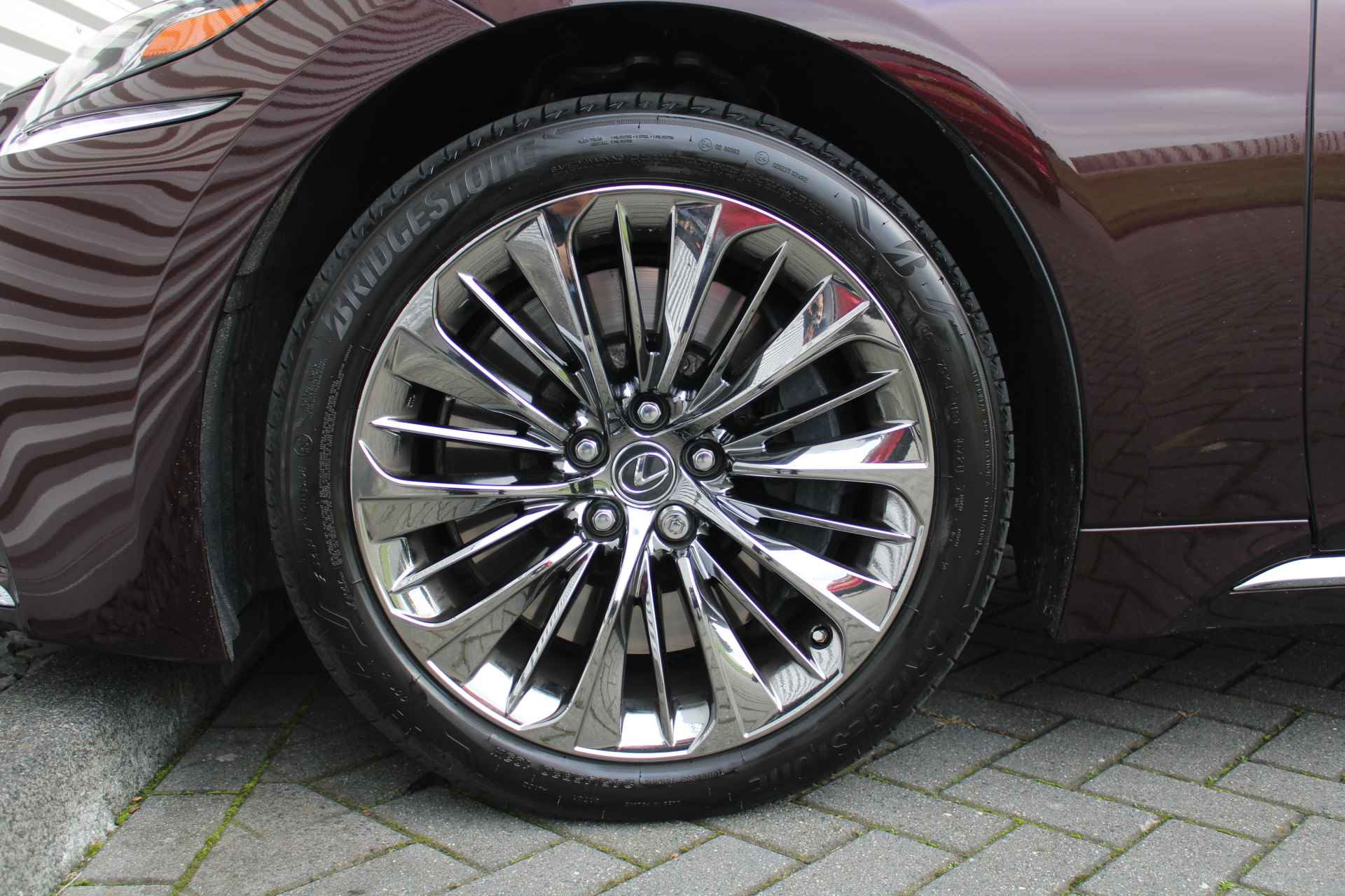 Lexus LS 500h AWD President Line | Full Options | Orig. NL | Uniek | Mark Levinson Audio | Ottoman rear seat | 359PK  | Luxe Leder | 1e eigenaar | - 38/38