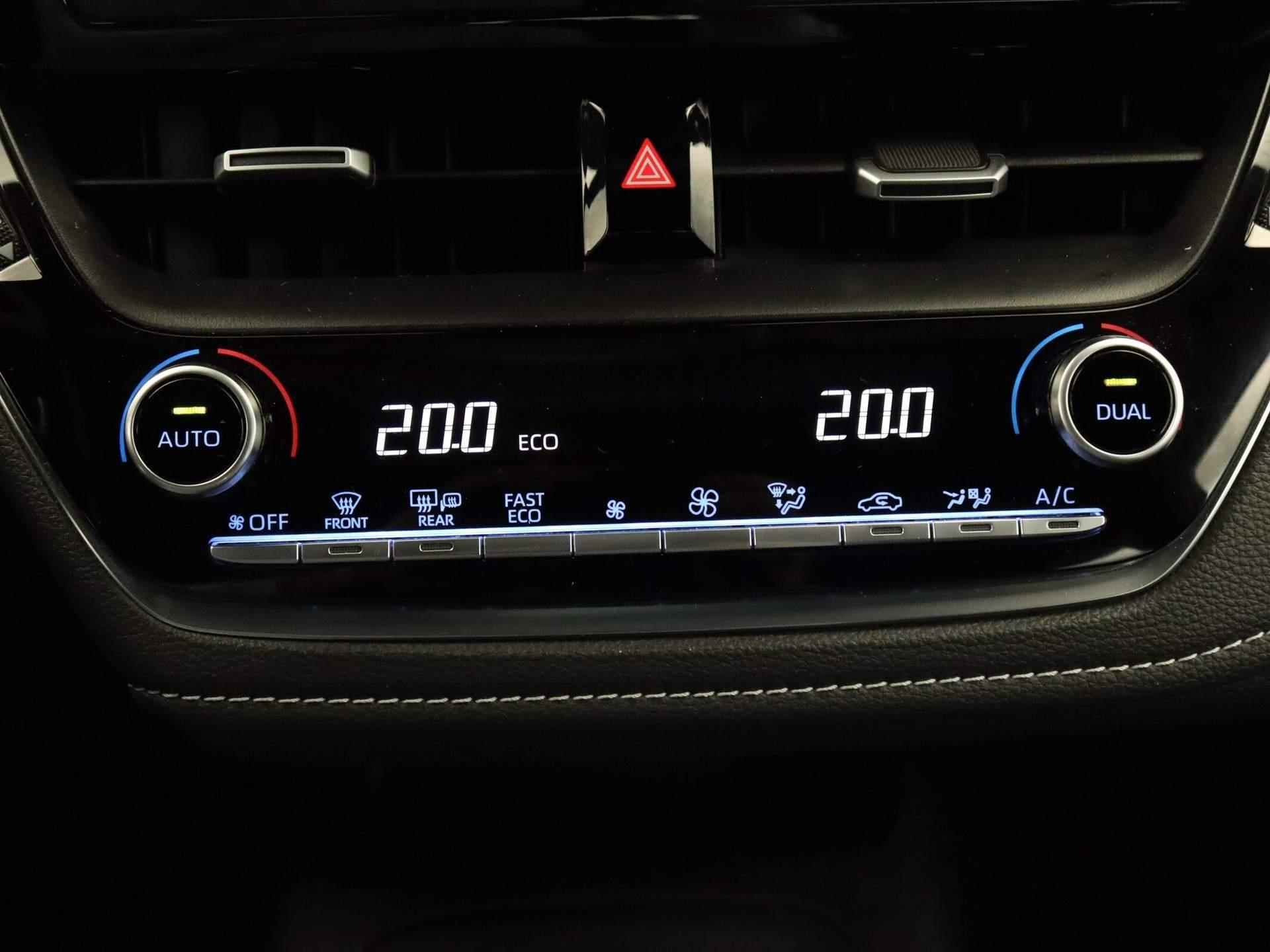 Toyota Corolla Touring Sports 1.8 Hybrid Active - ORIGINEEL NEDERLANDSE AUTO - NAVIGATIE - ADAPTIVE CRUISE CONTROL - ACHTERUITRIJ CAMERA - 23/29