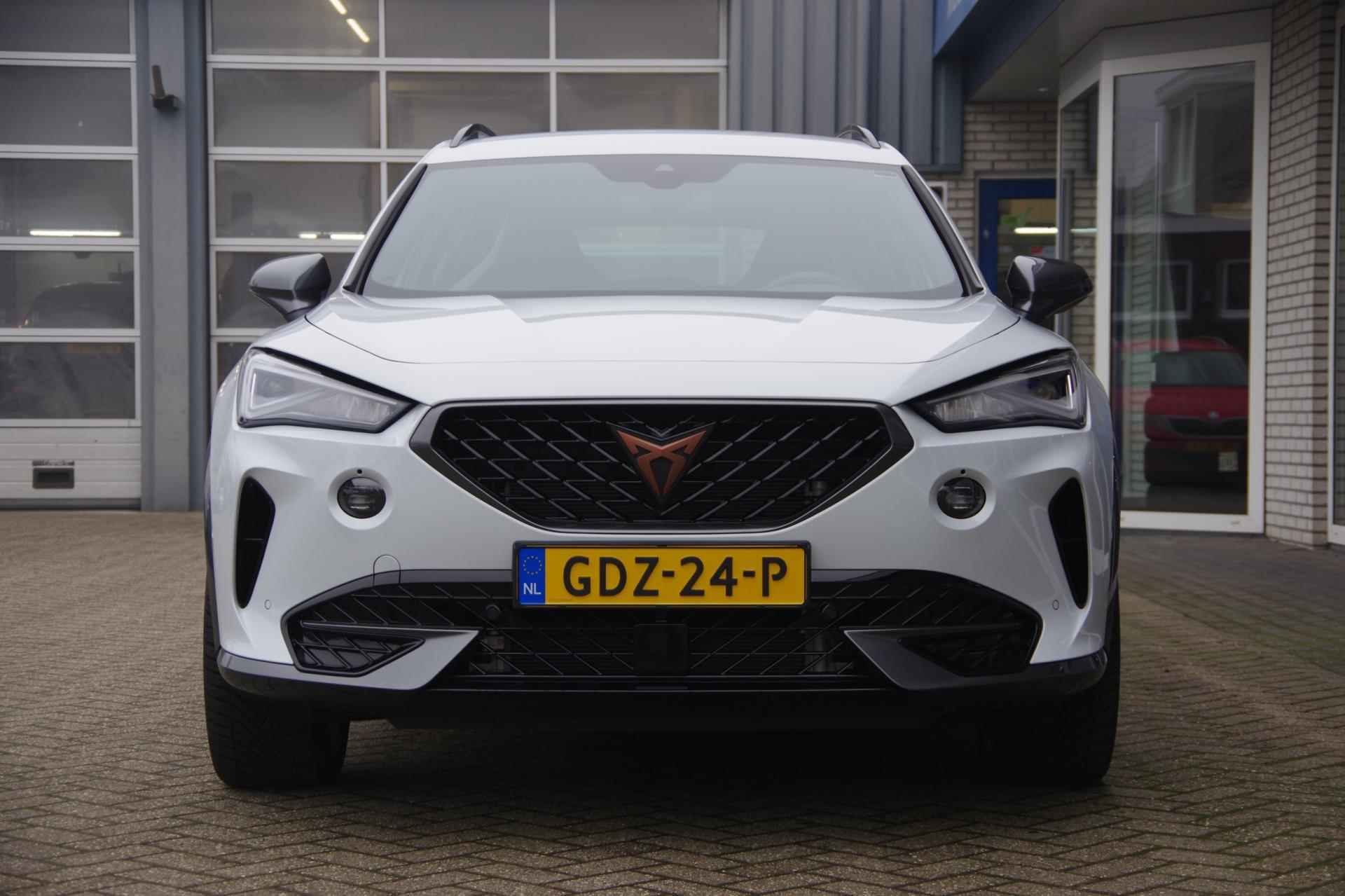 Cupra Formentor 1.4 e-Hybrid Business Carplay Achteruitrijcamera 19inch - 11/31