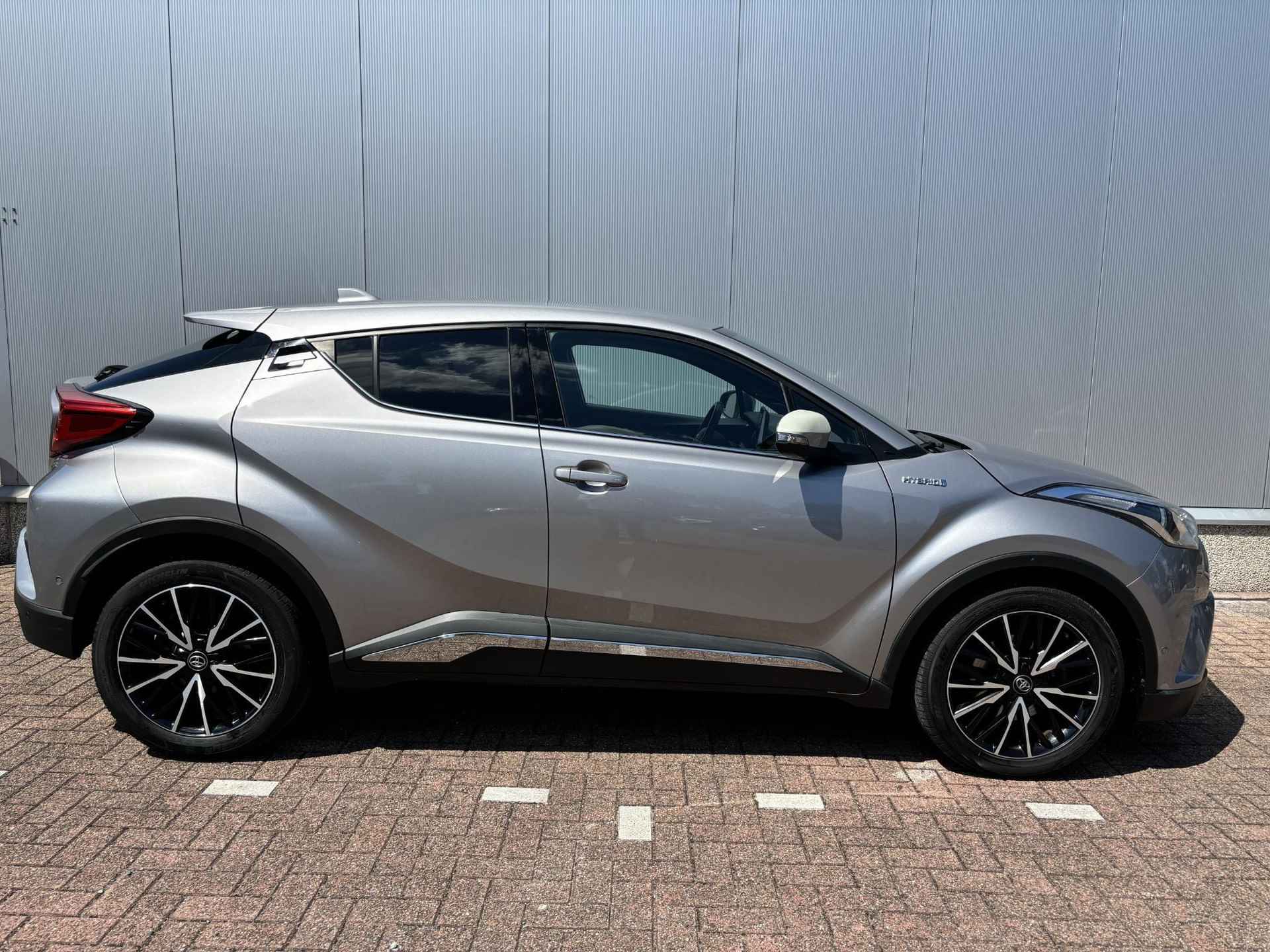 Toyota C-HR 1.8 Hybrid Executive, Trekhaak, JBL audio, BSM, Stoelverwarming, Chroomlijsten! - 7/42