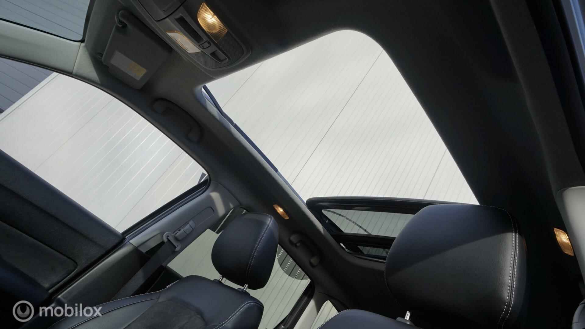 Suzuki Vitara 1.6 High Executive Allgrip 4WD | Automaat | Panoramadak | Trekhaak - 15/48